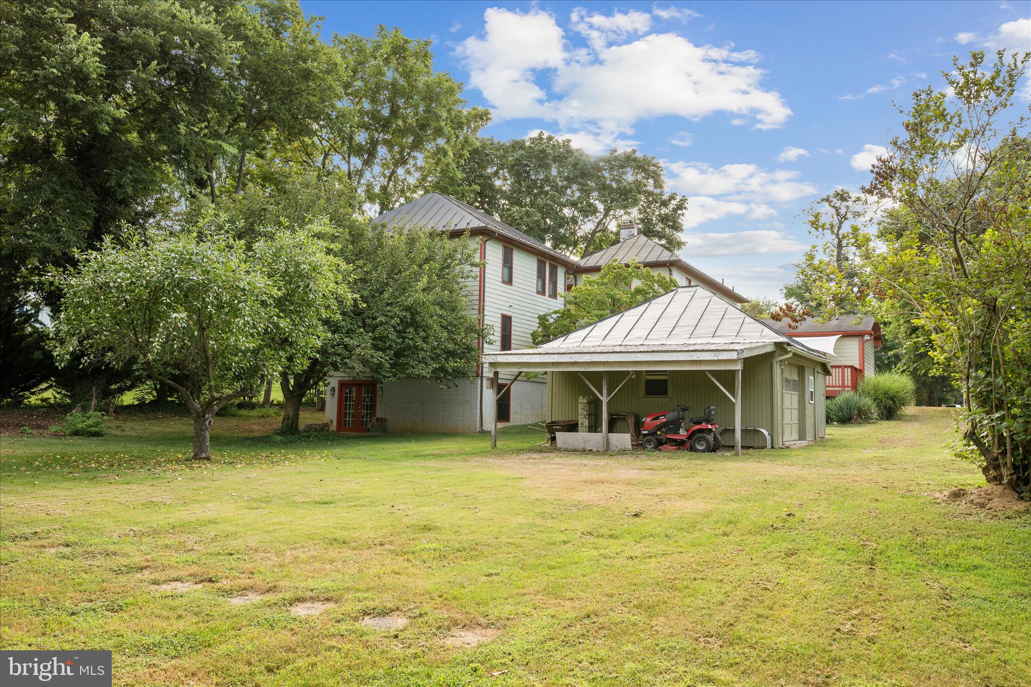 BERRYVILLE - Residential