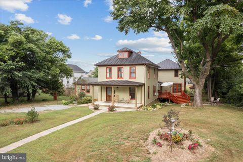 325 S CHURCH STREET BERRYVILLE VA 22611