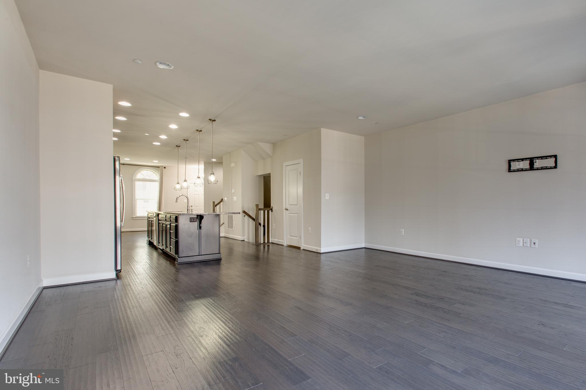 PARKSIDE - Residential Lease