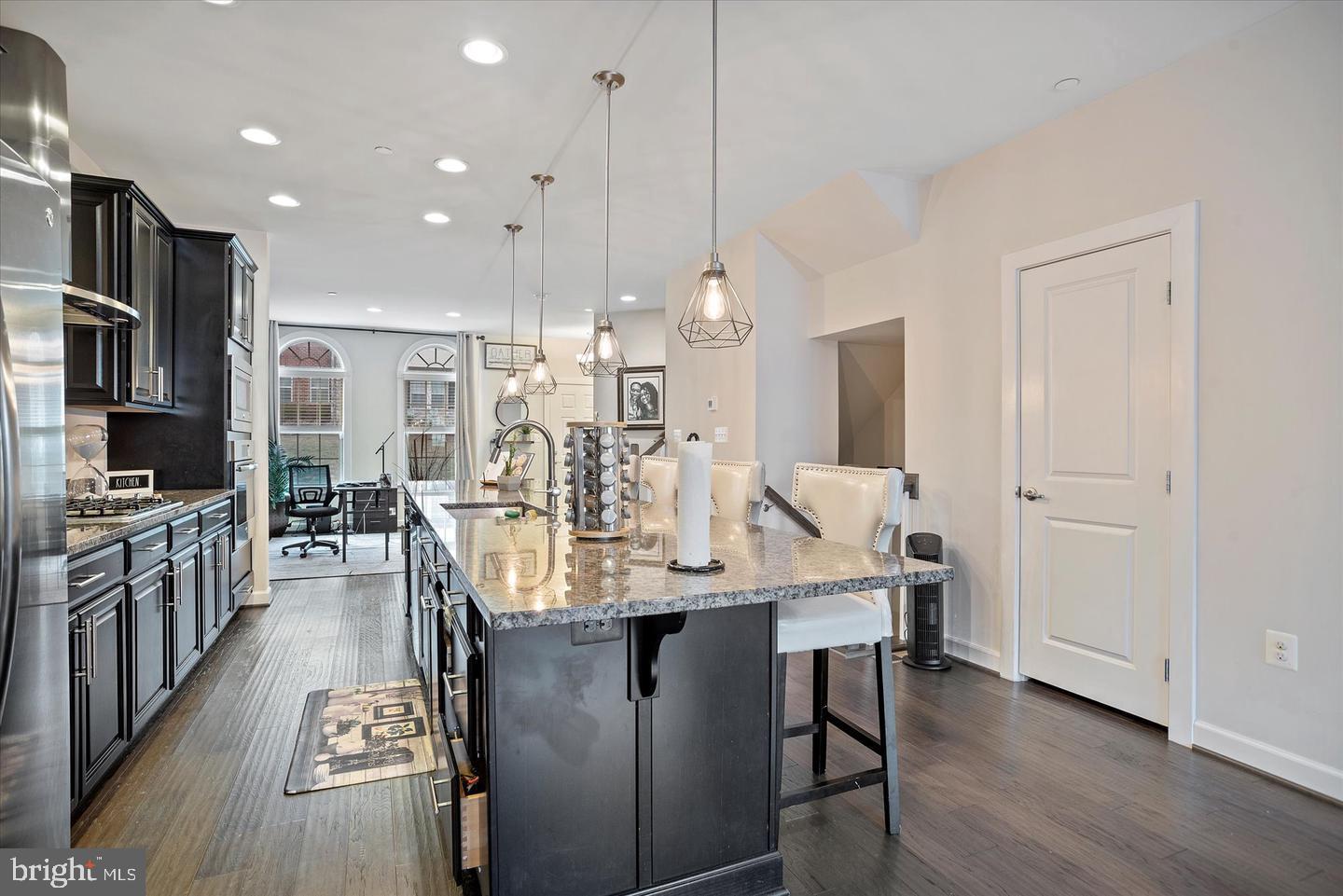 PARKSIDE - Residential Lease