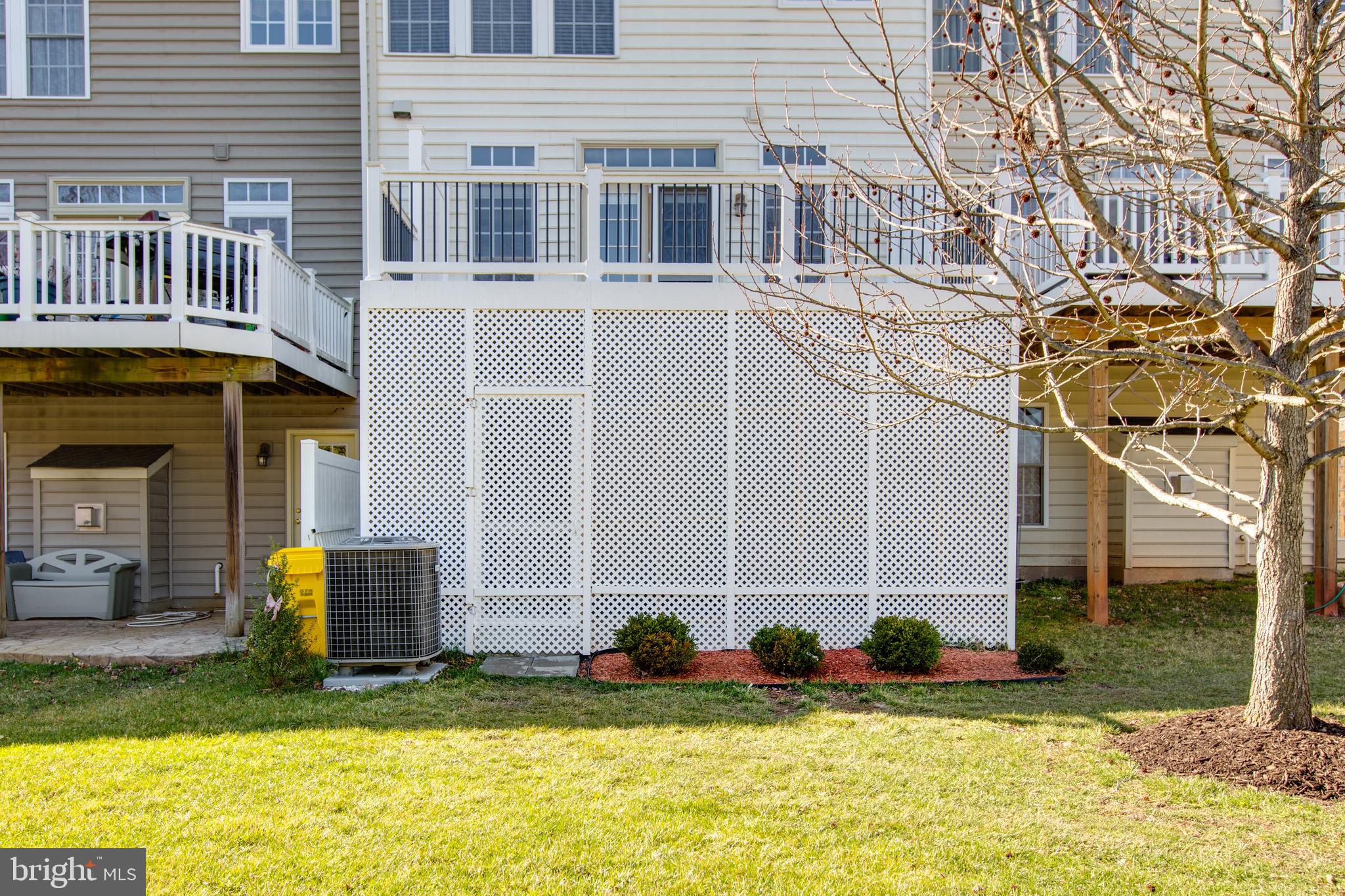 PARKSIDE - Residential Lease