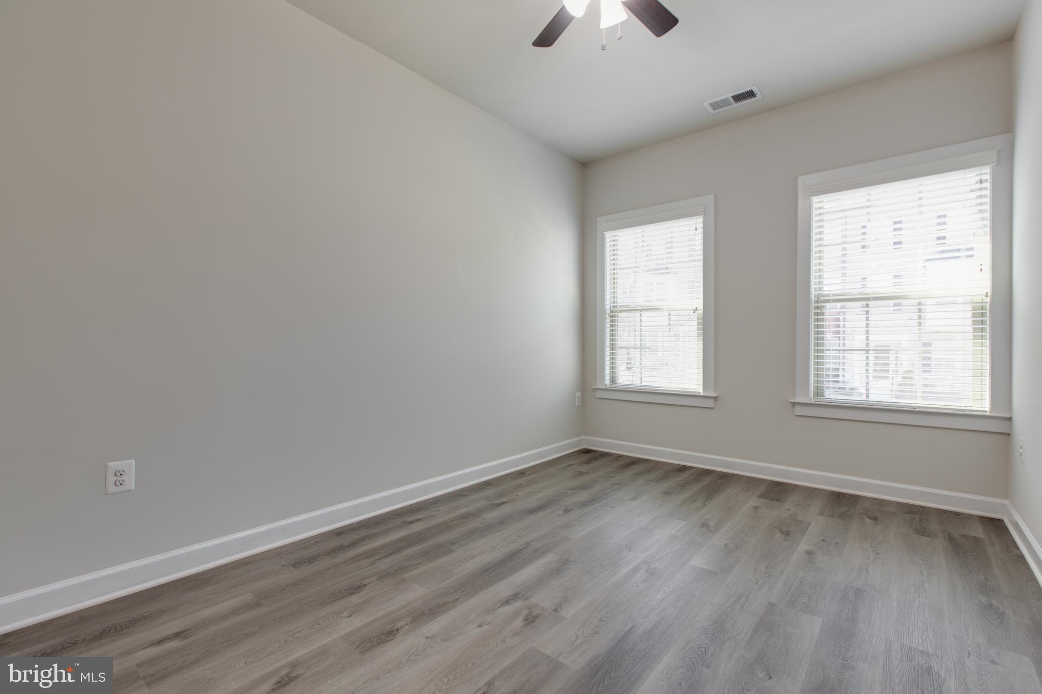 PARKSIDE - Residential Lease