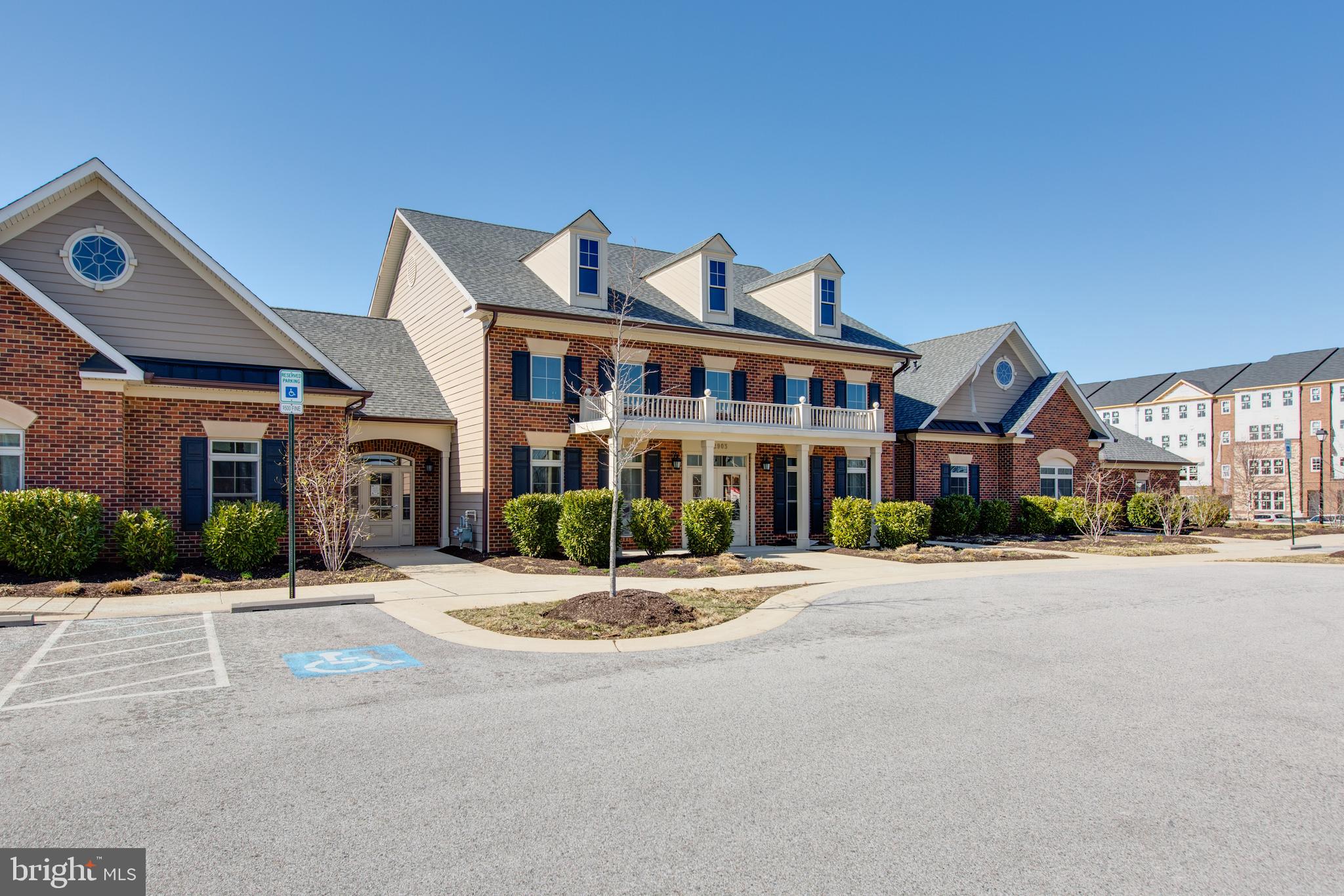 PARKSIDE - Residential Lease