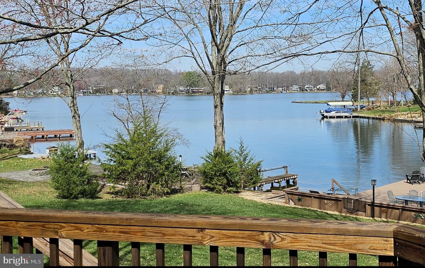 LAKE OF THE WOODS - Residential