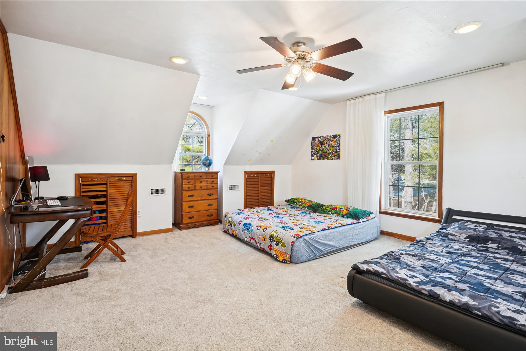 TALL TIMBERS - Residential