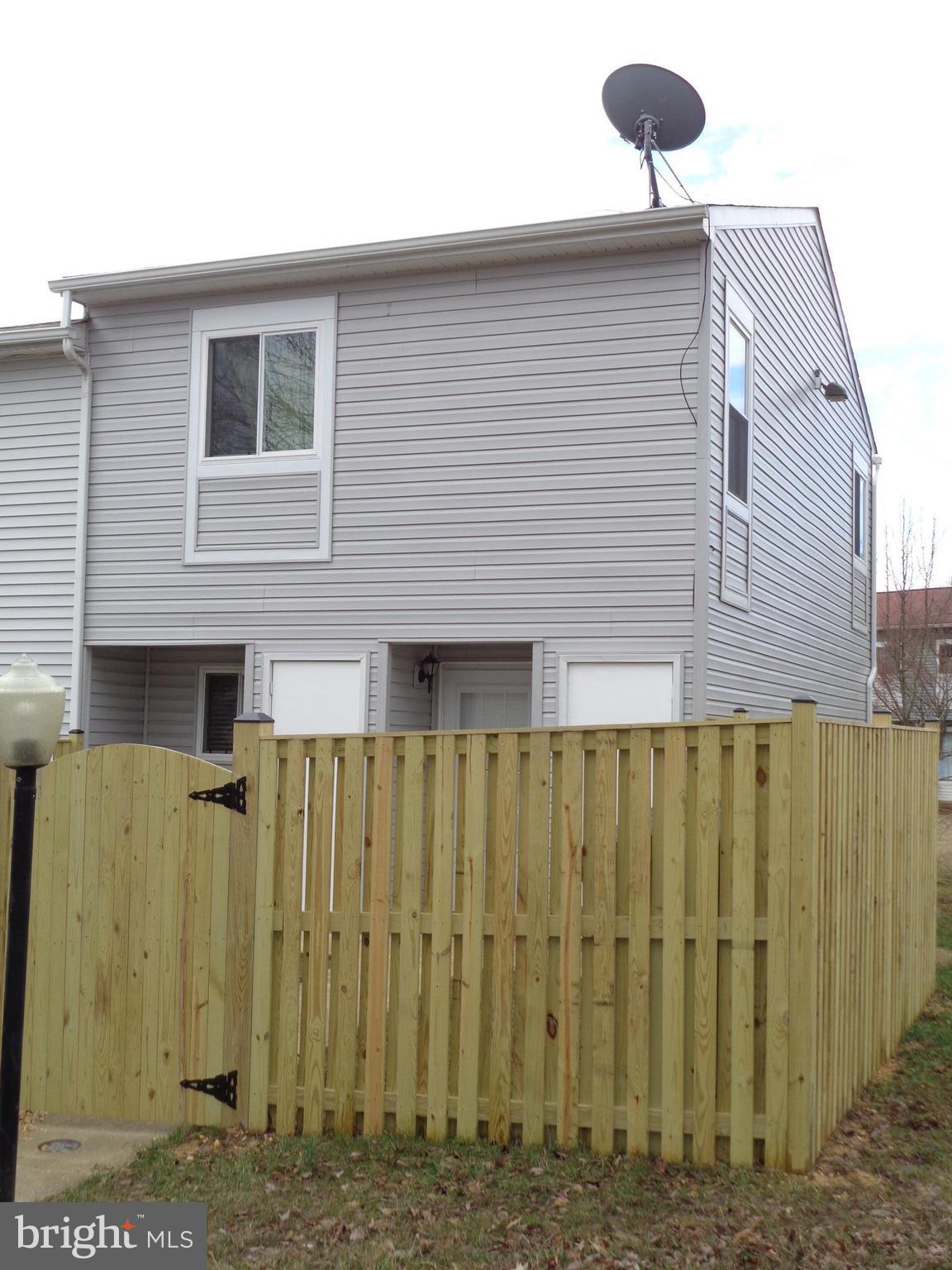 ST CHARLES SUB - HUNTINGTON - Residential Lease