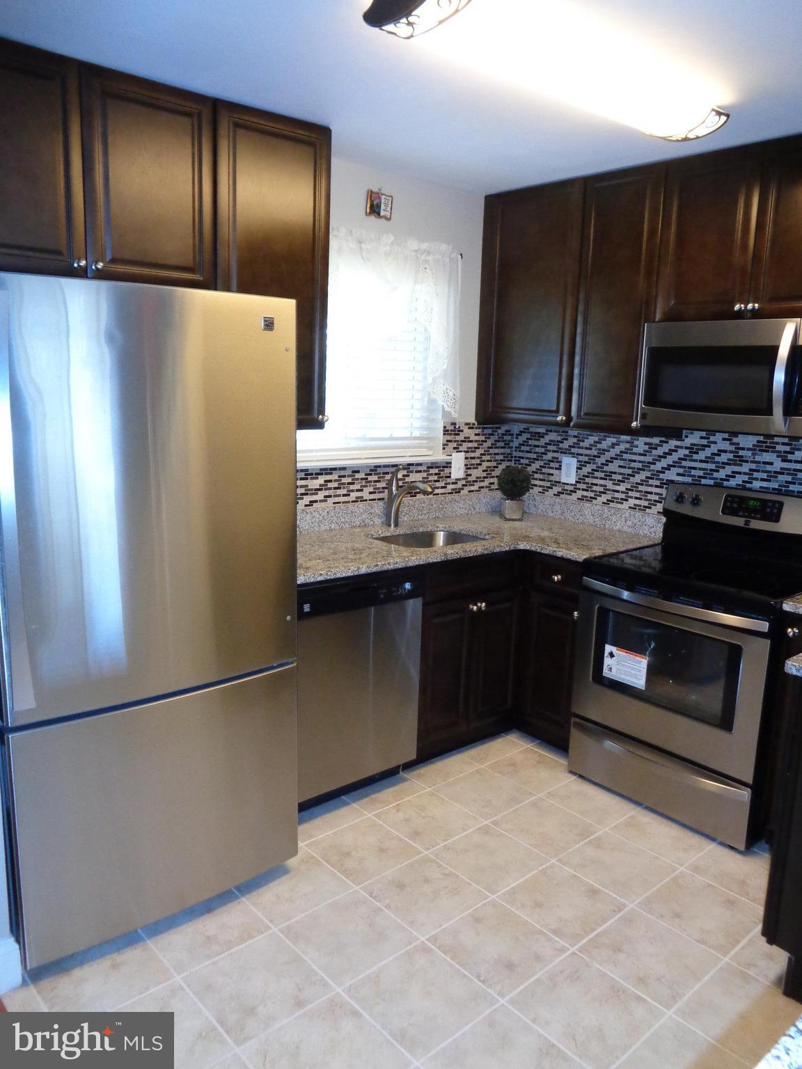 ST CHARLES SUB - HUNTINGTON - Residential Lease