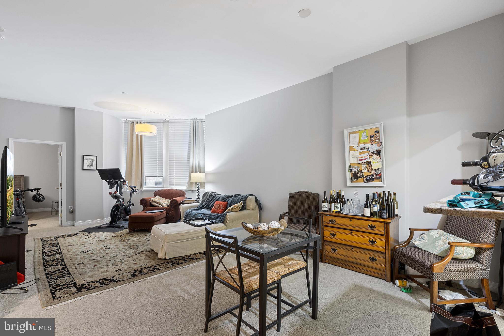 LOGAN SQUARE - Residential Lease