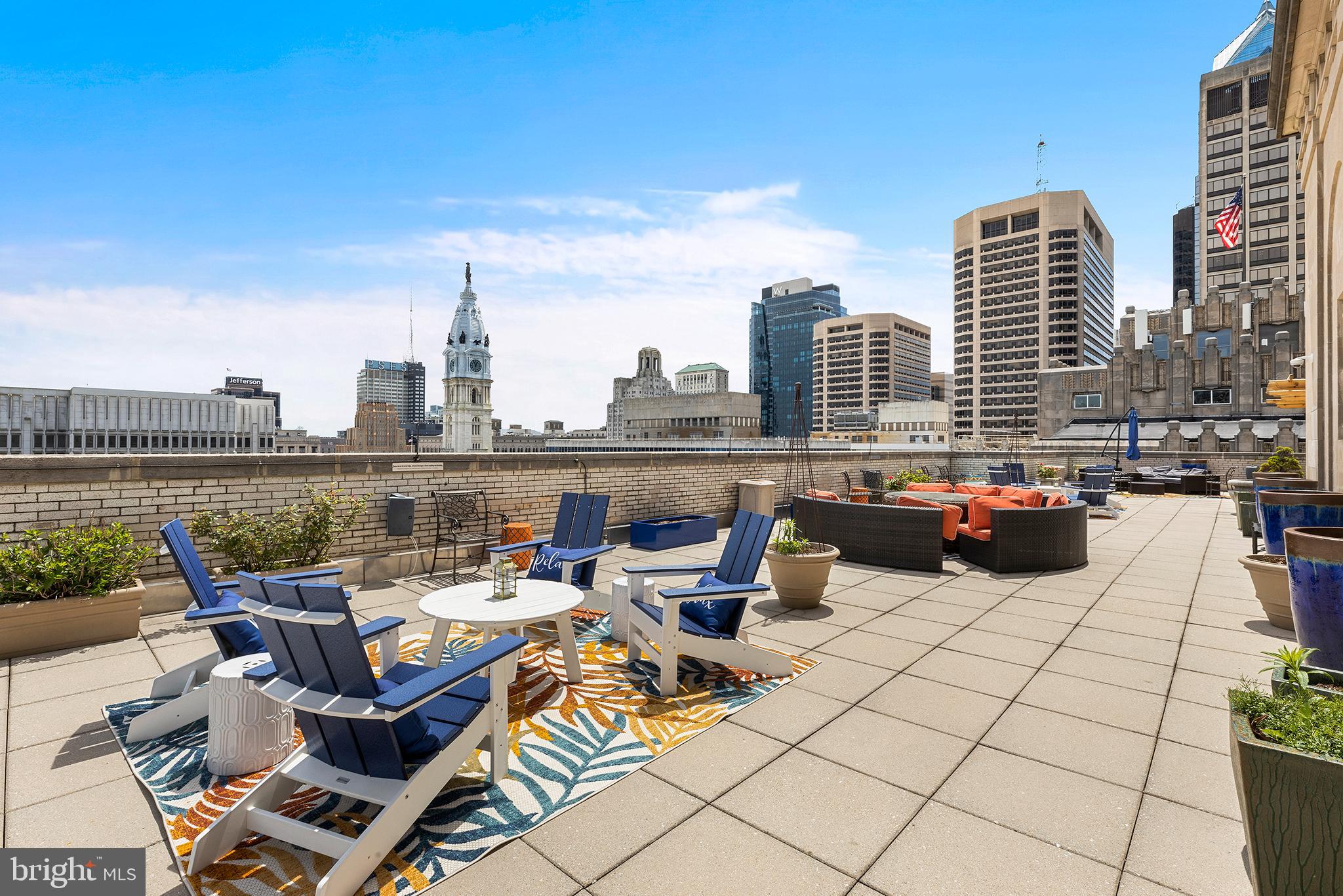 LOGAN SQUARE - Residential Lease