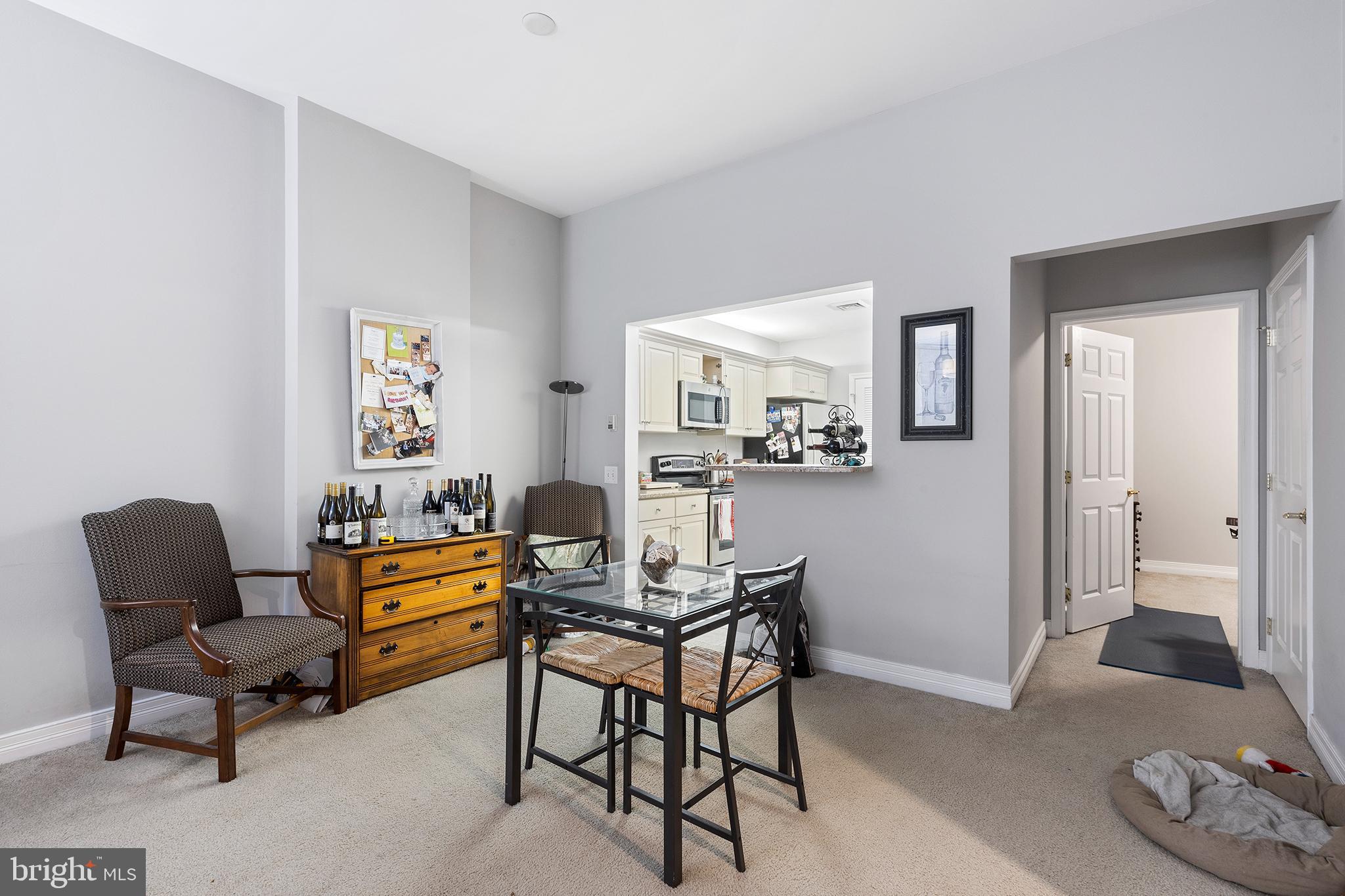 LOGAN SQUARE - Residential Lease