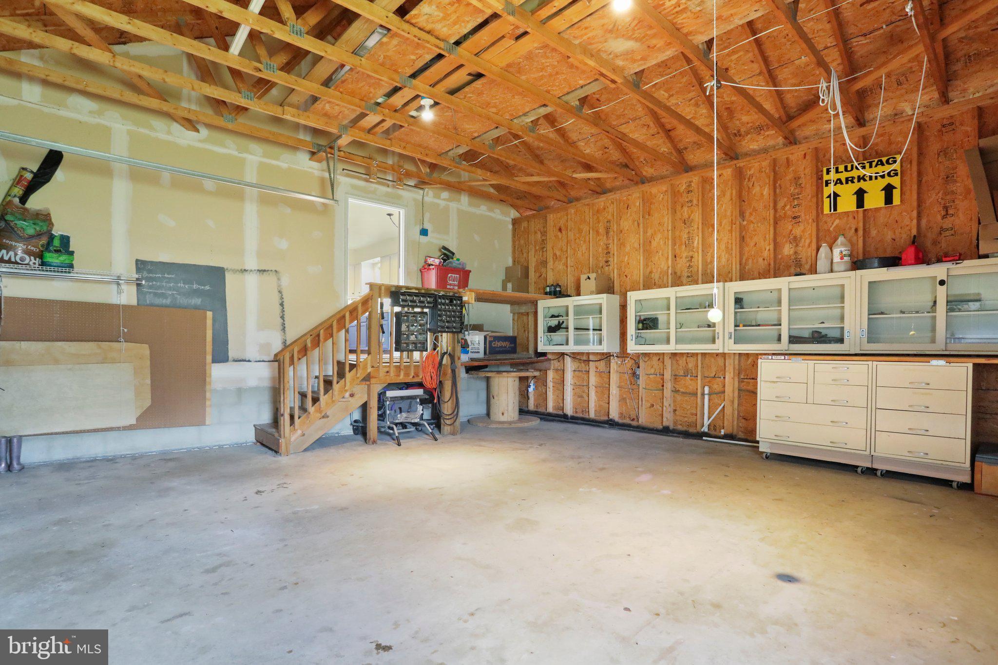 HIGHLAND MEADOWS - Residential