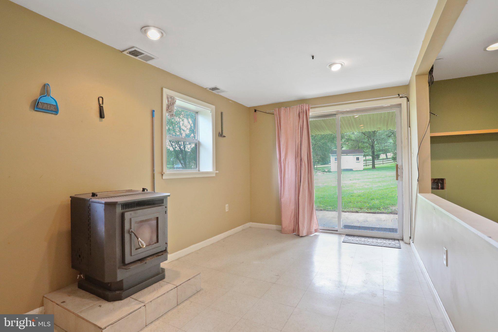 HIGHLAND MEADOWS - Residential