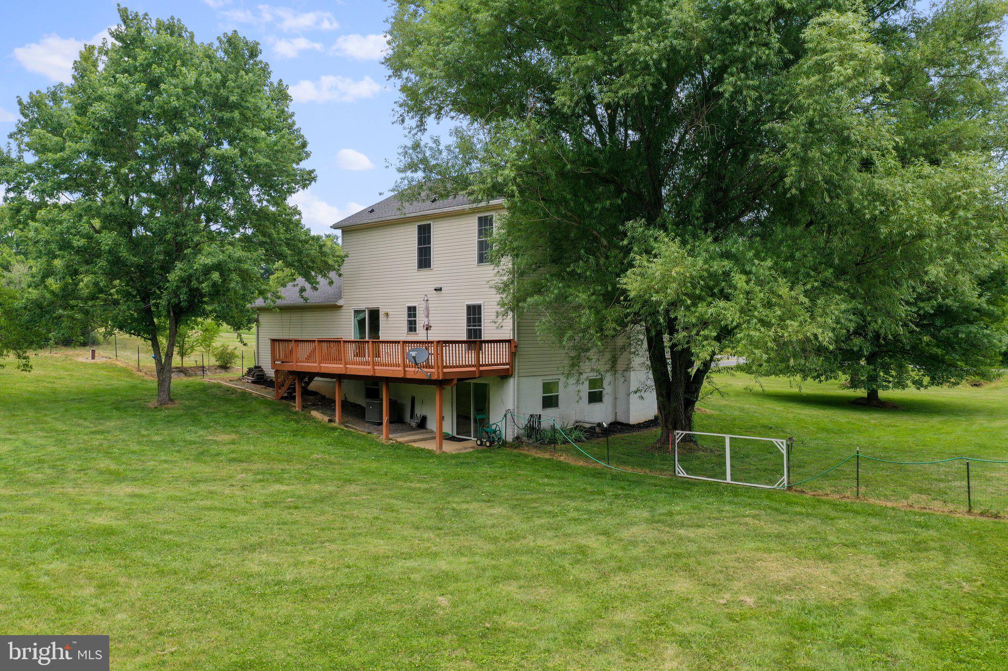 HIGHLAND MEADOWS - Residential