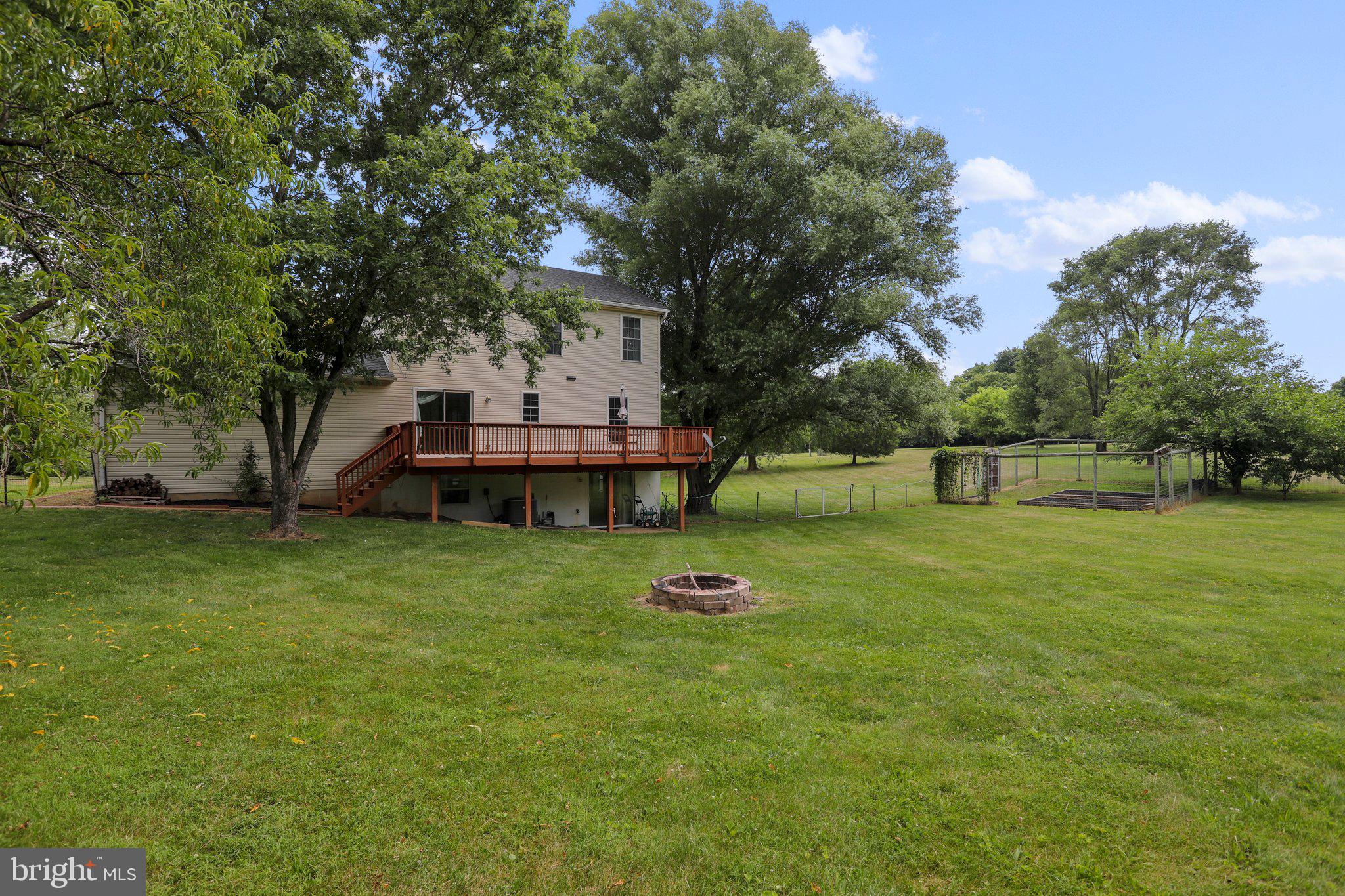 HIGHLAND MEADOWS - Residential