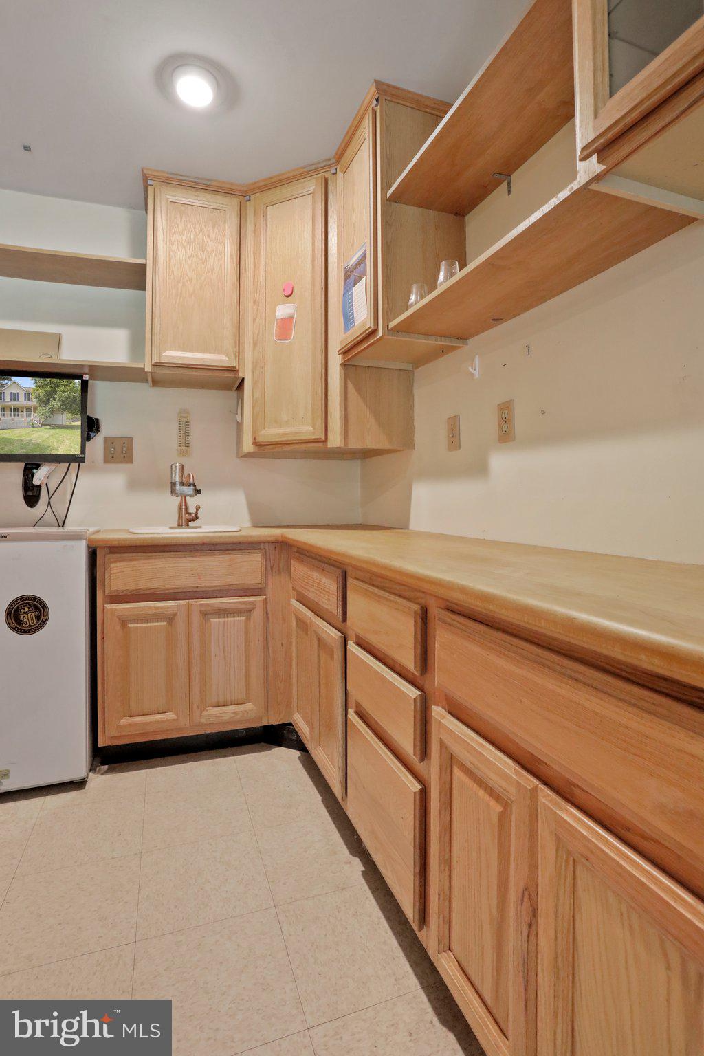 HIGHLAND MEADOWS - Residential