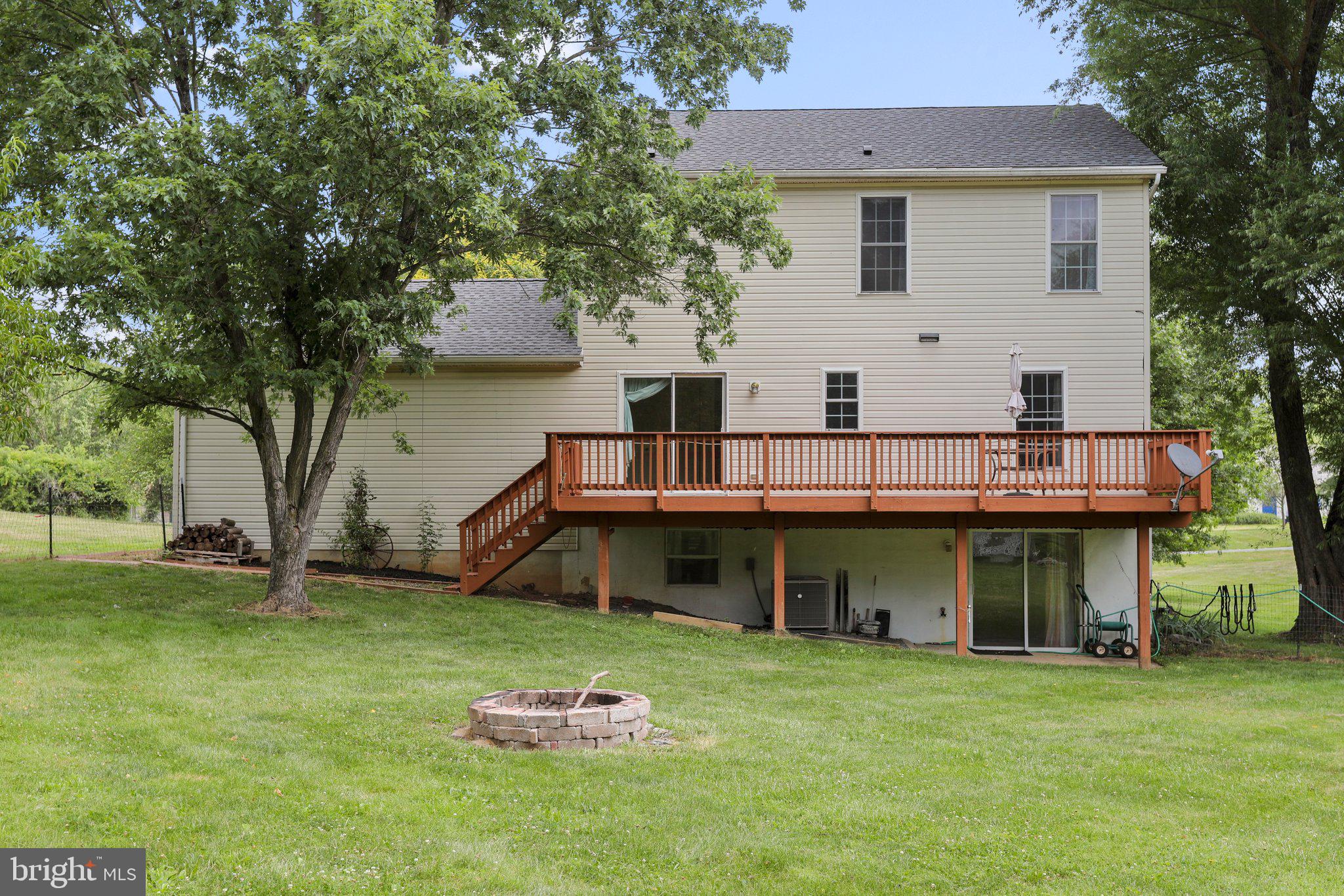 HIGHLAND MEADOWS - Residential