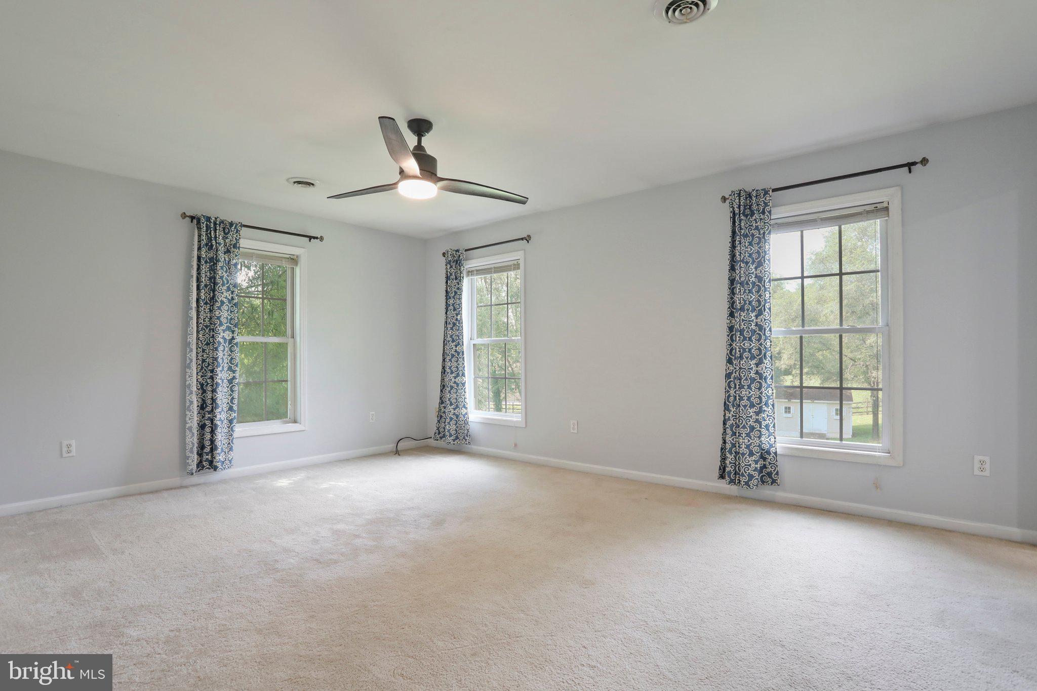 HIGHLAND MEADOWS - Residential