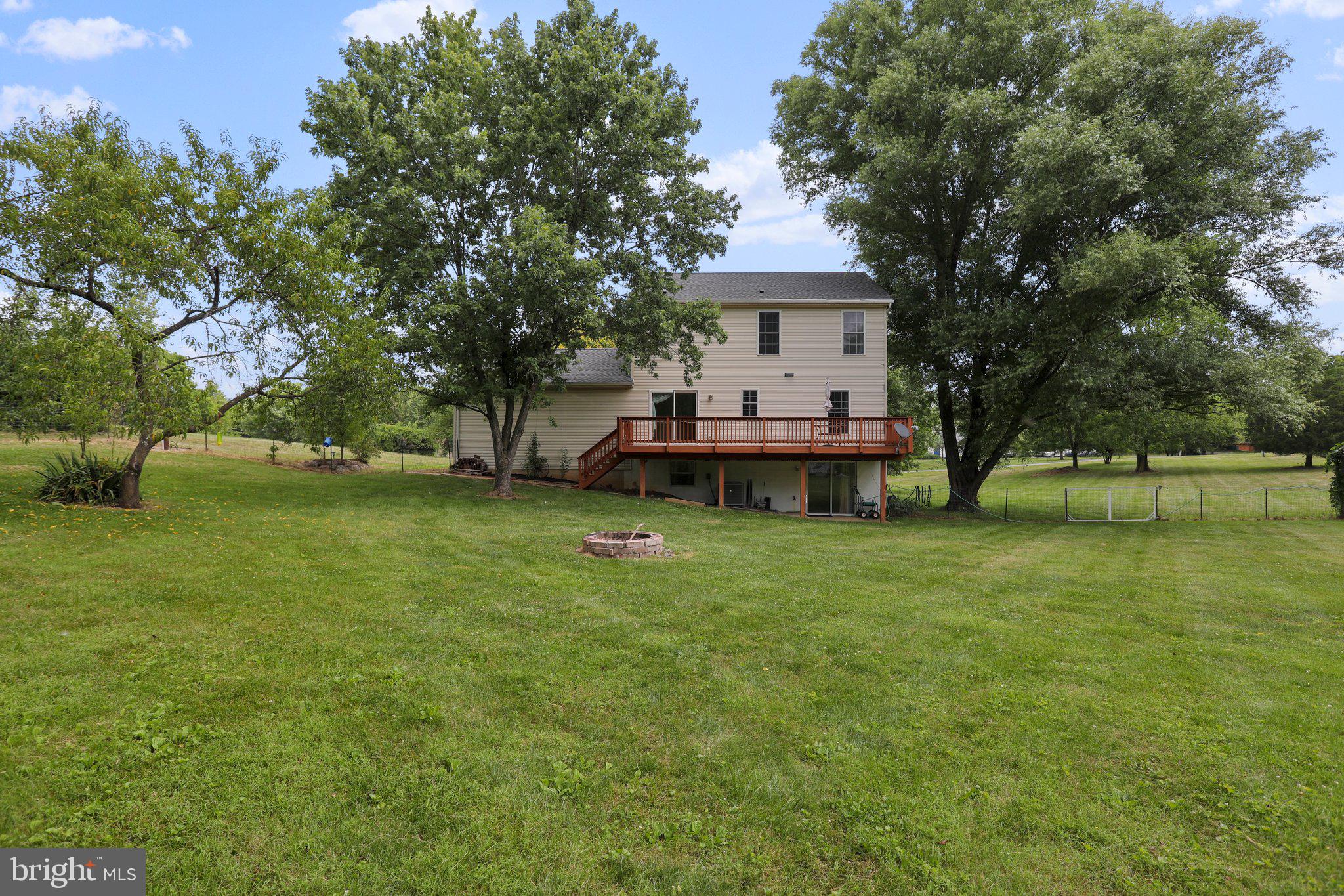 HIGHLAND MEADOWS - Residential