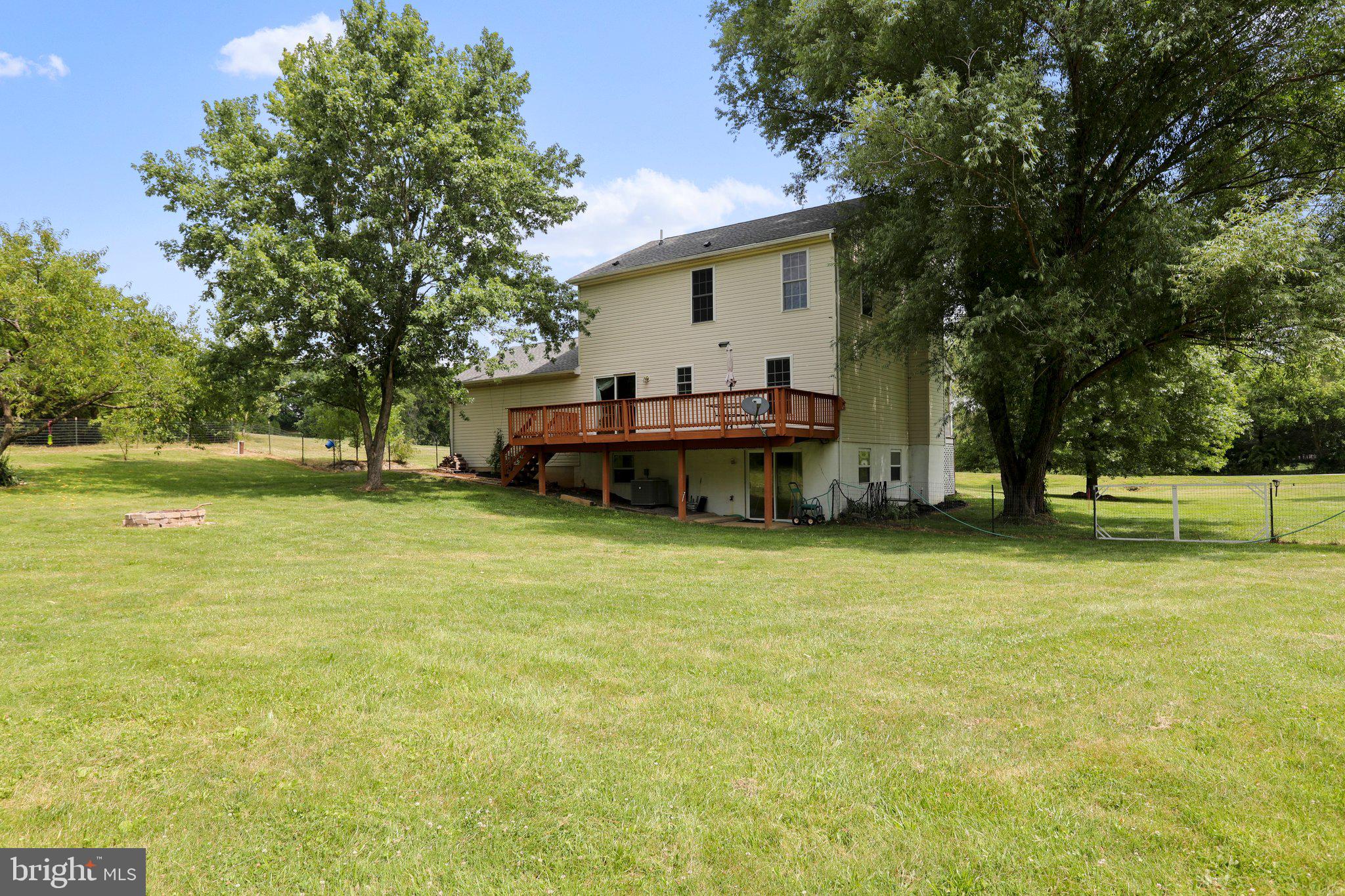 HIGHLAND MEADOWS - Residential