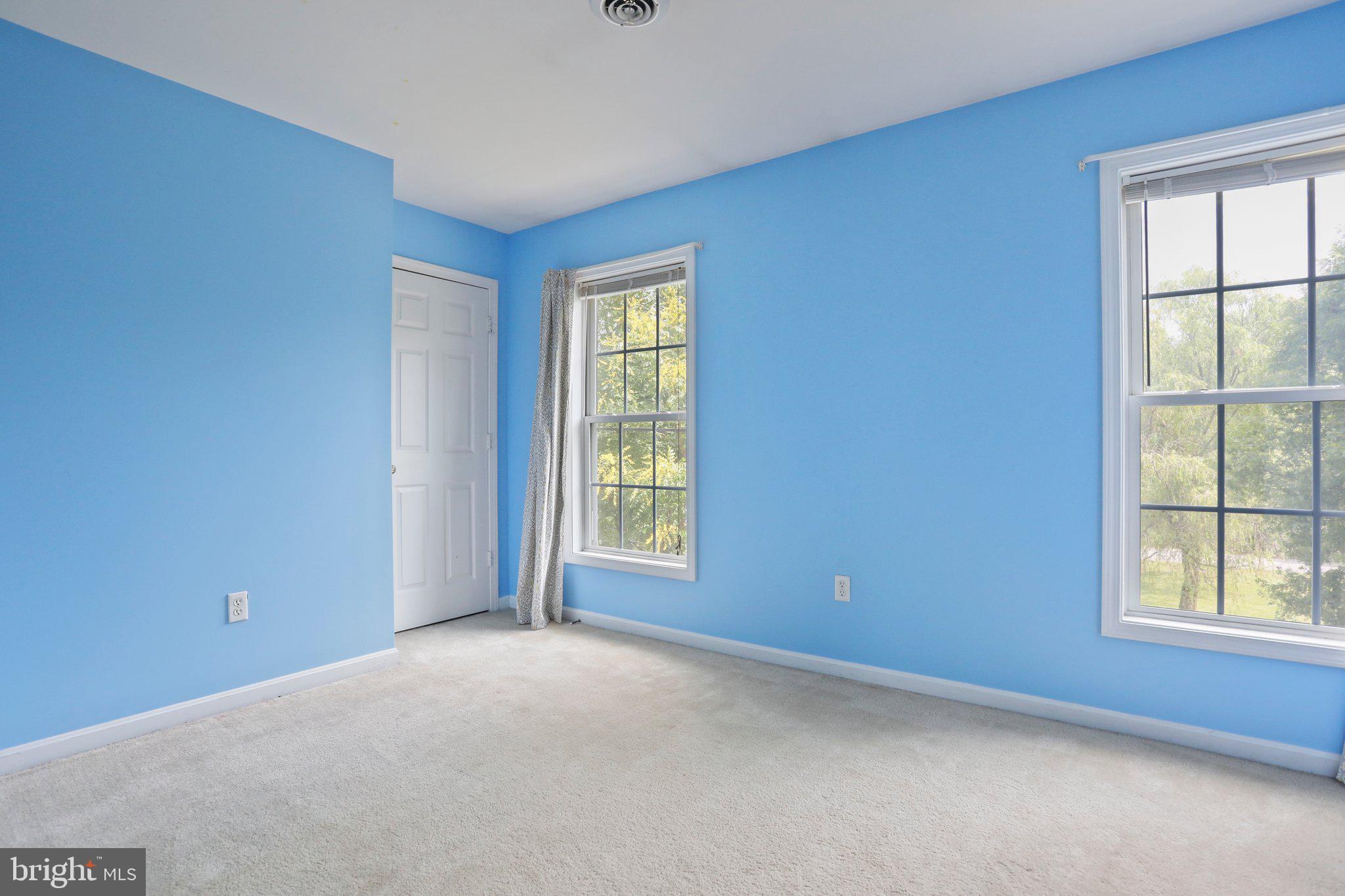 HIGHLAND MEADOWS - Residential