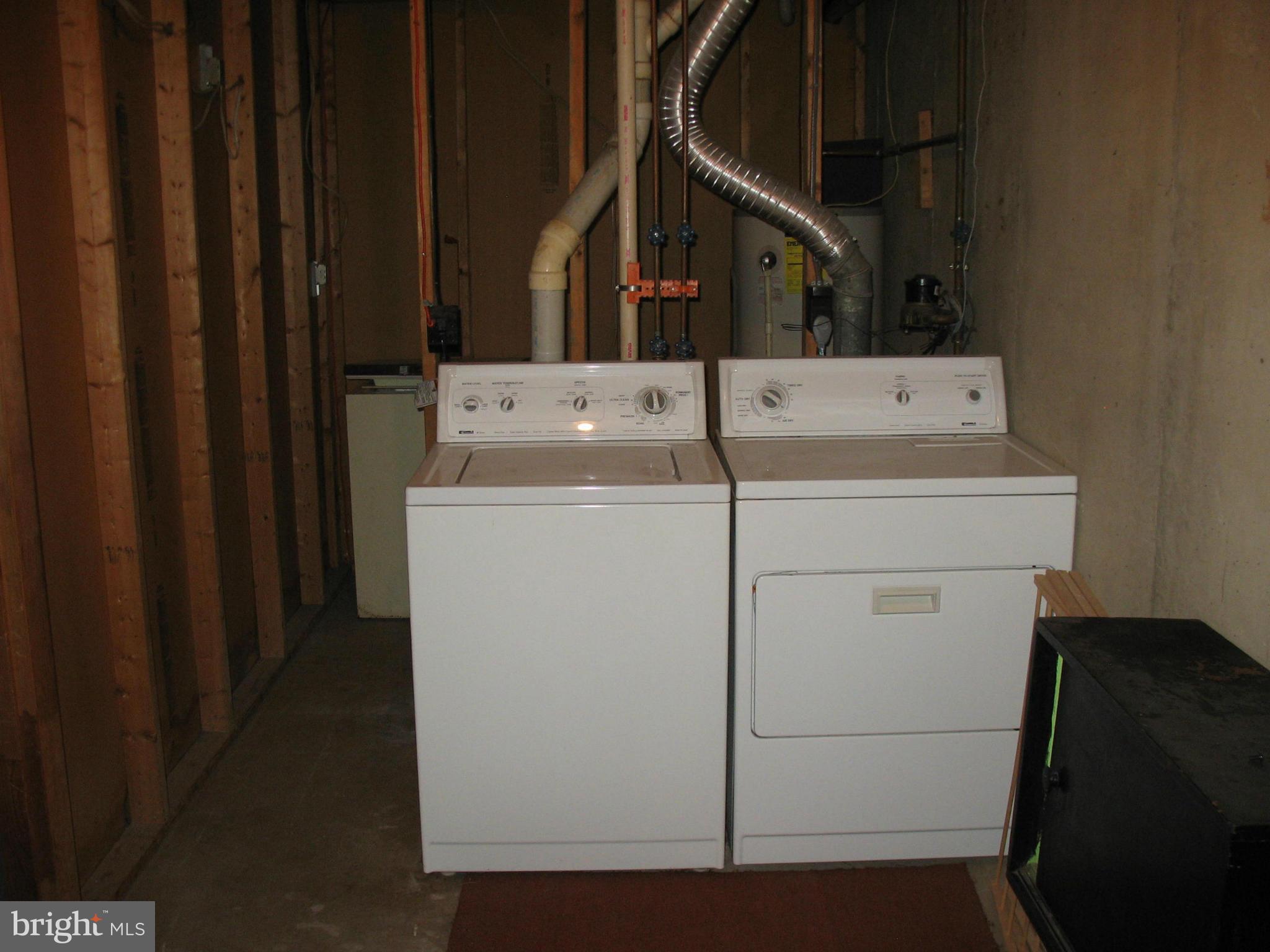 KEN GAR - Residential Lease