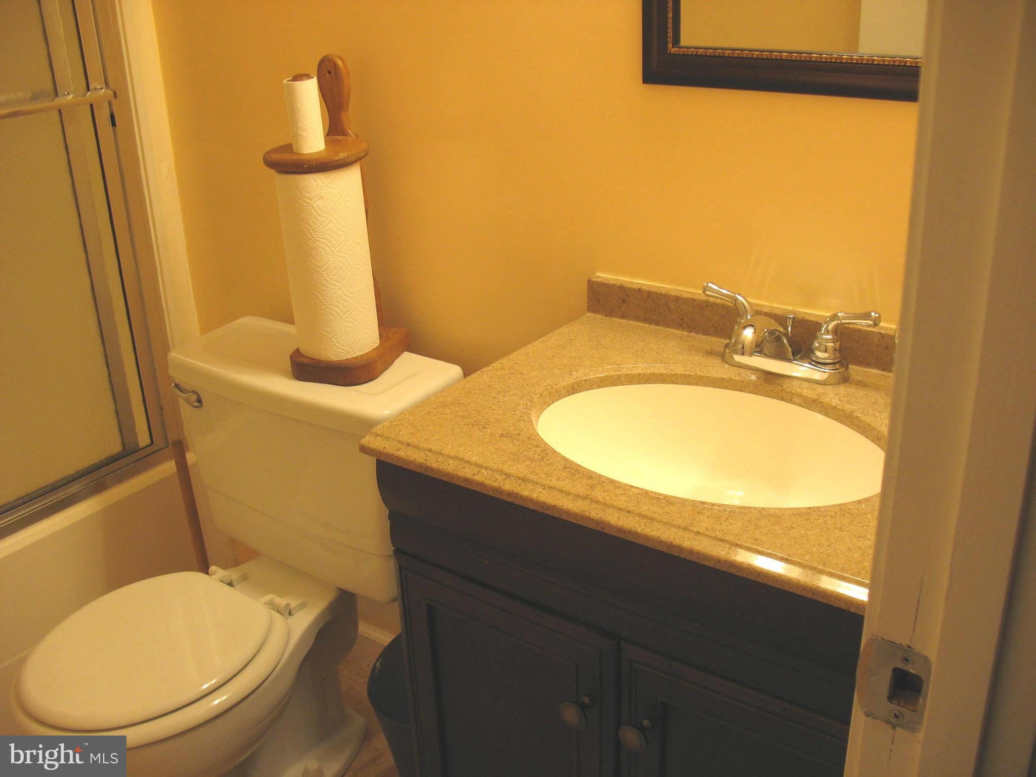 KEN GAR - Residential Lease