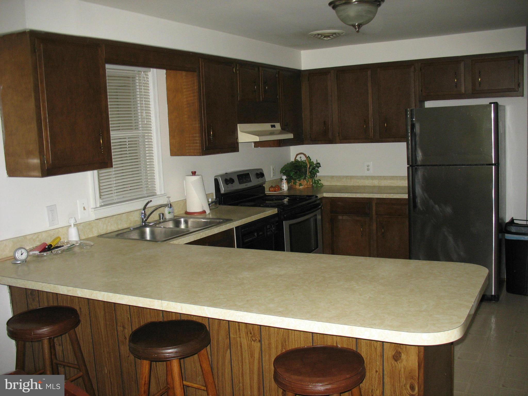 KEN GAR - Residential Lease