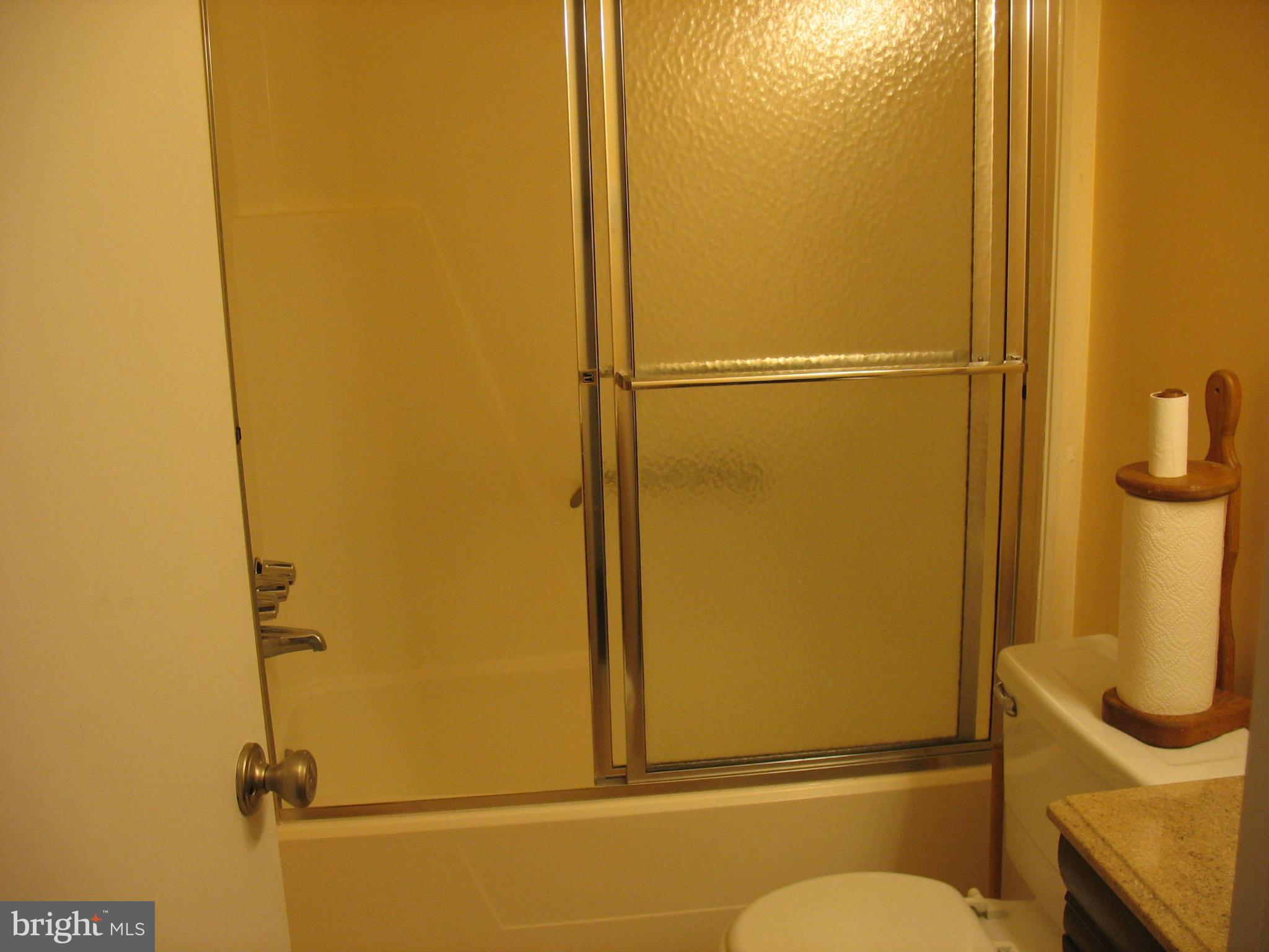 KEN GAR - Residential Lease