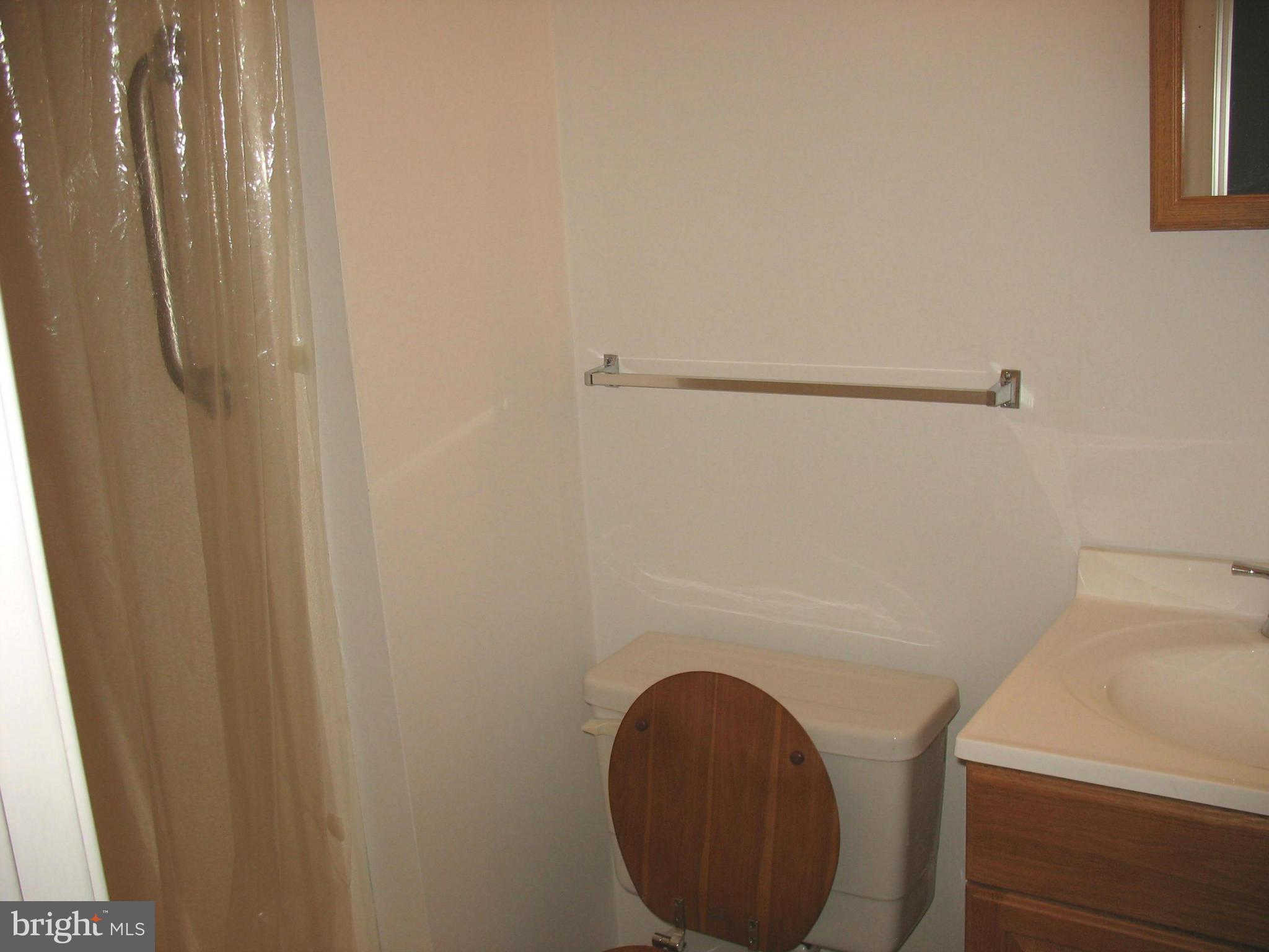 KEN GAR - Residential Lease