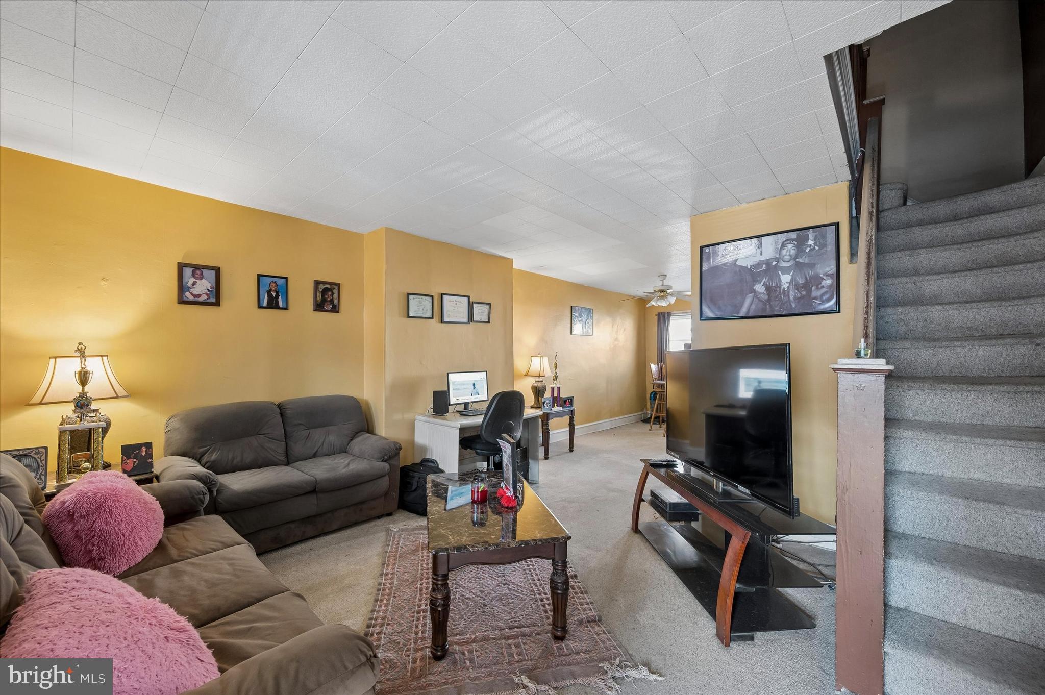 ELMWOOD PARK - Residential