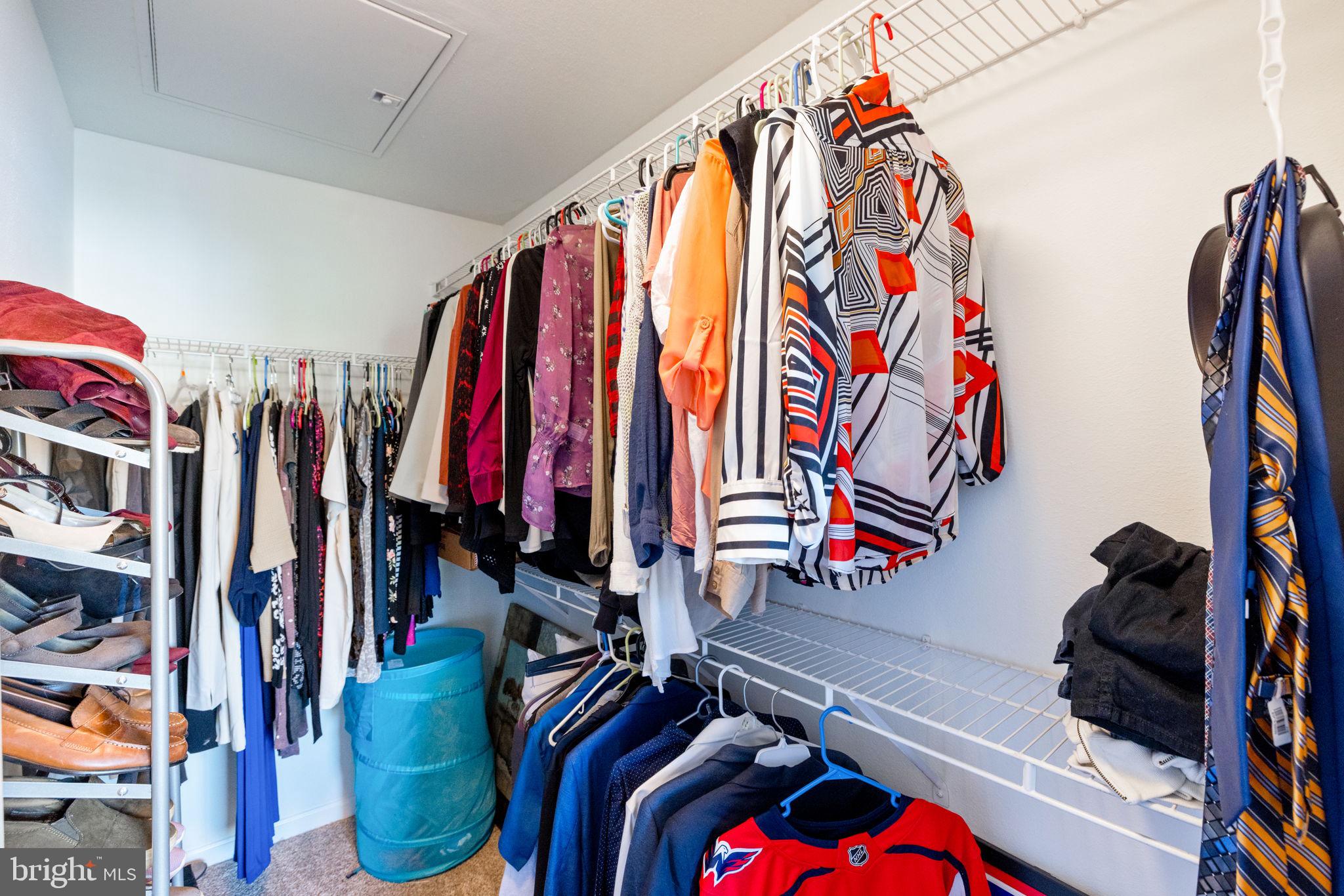 FOX MILL STATION - Residential