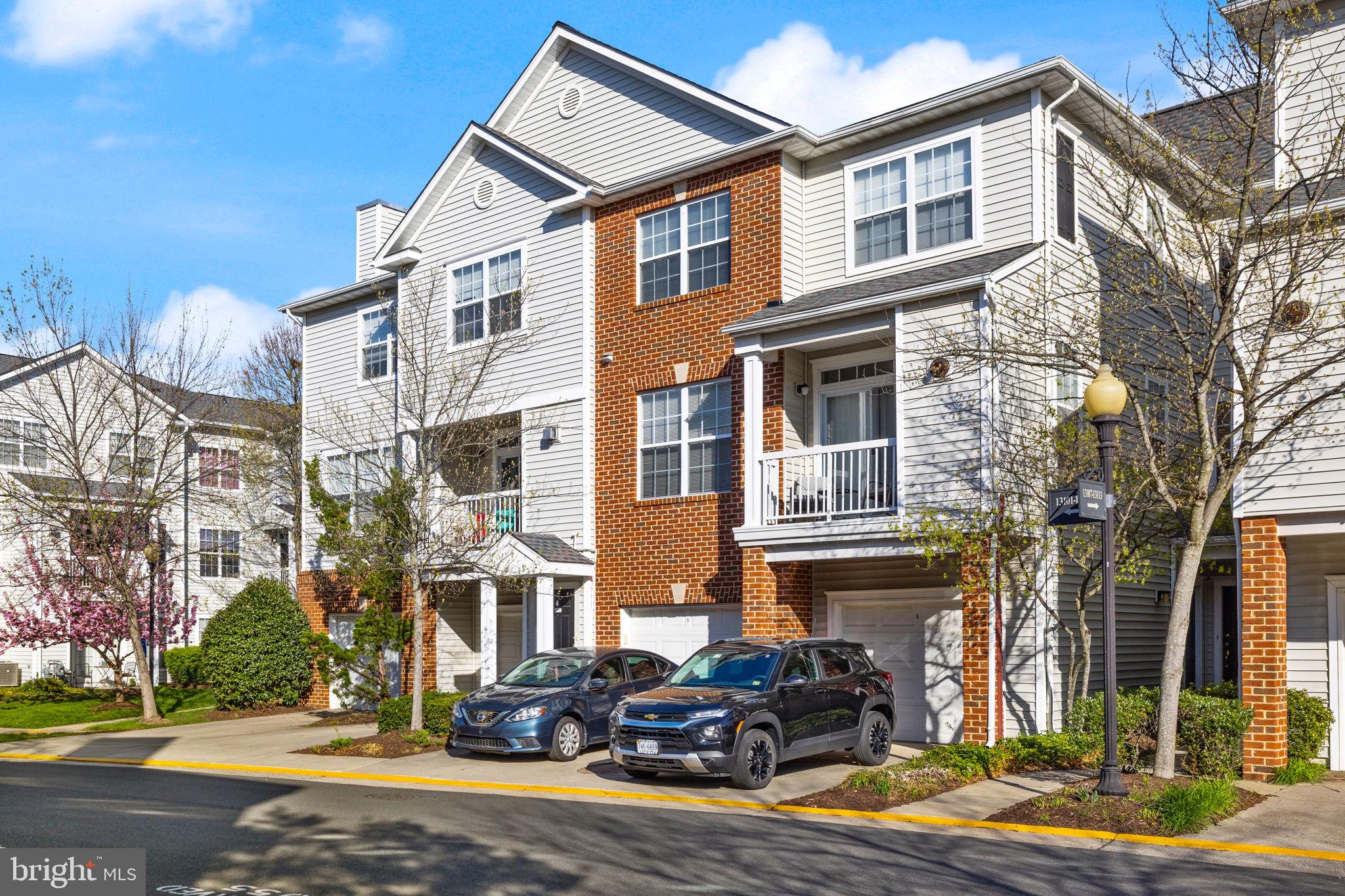 FOX MILL STATION - Residential