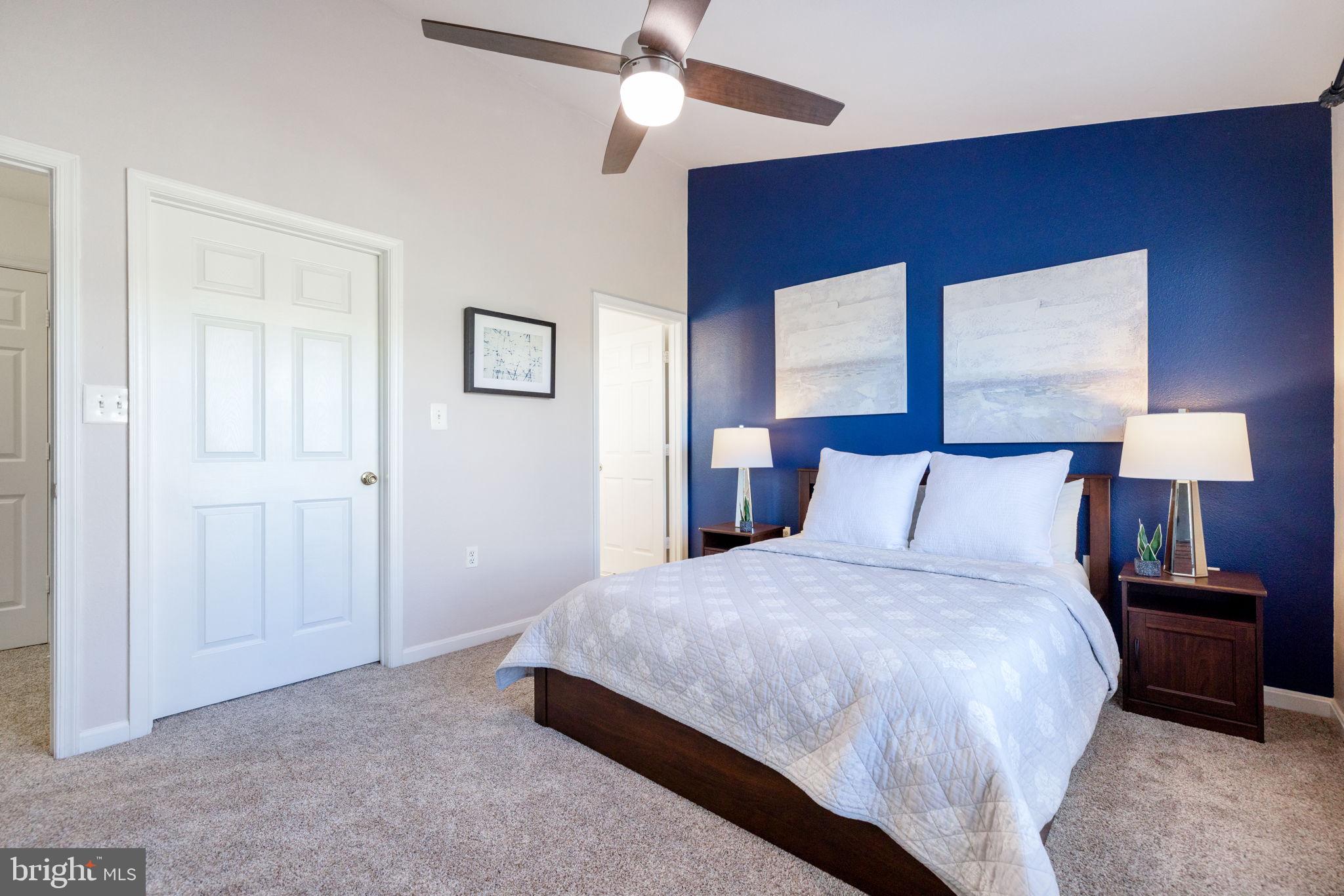 FOX MILL STATION - Residential