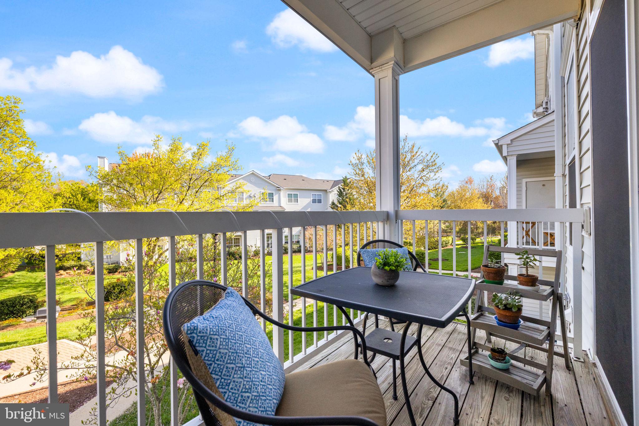 FOX MILL STATION - Residential