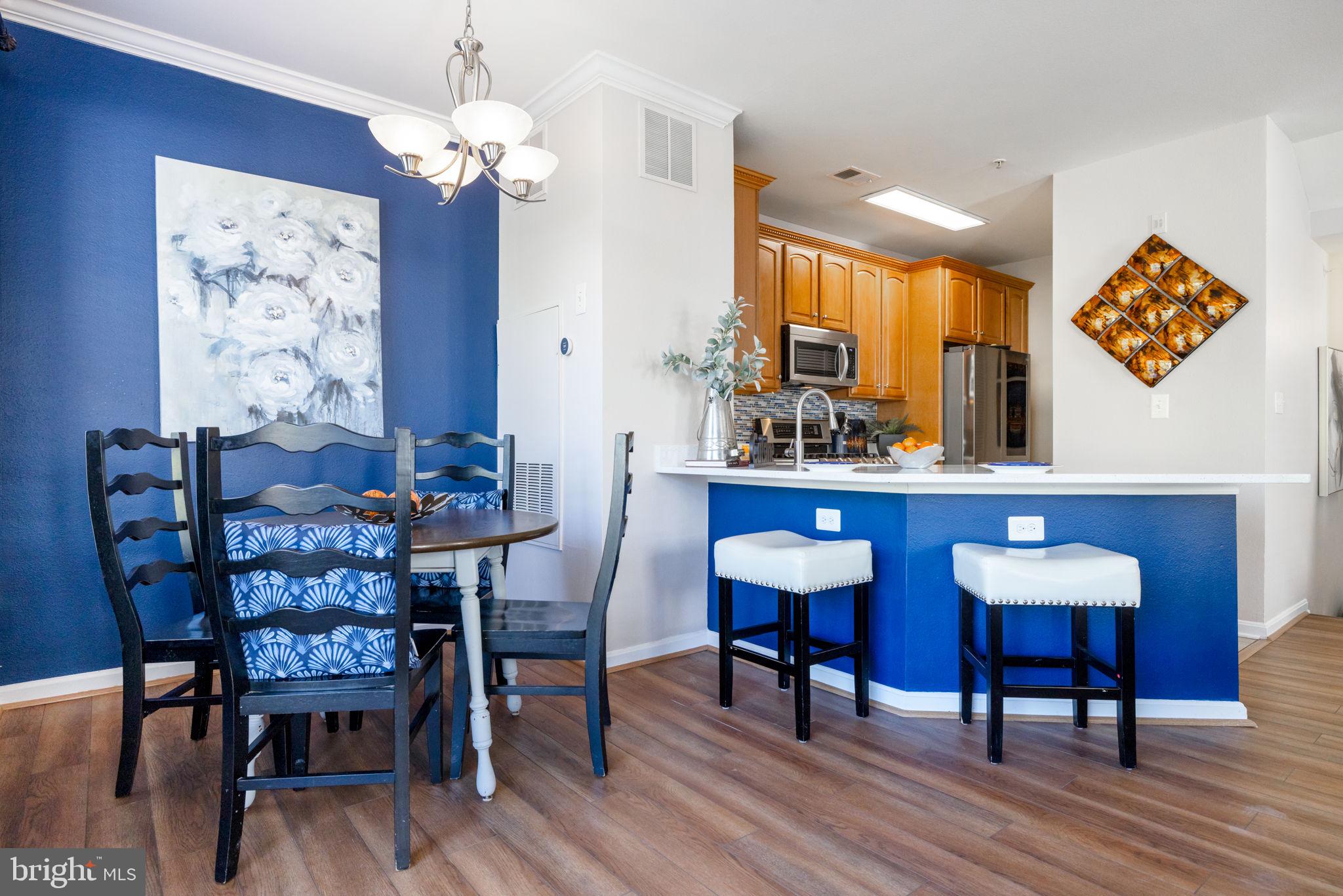 FOX MILL STATION - Residential