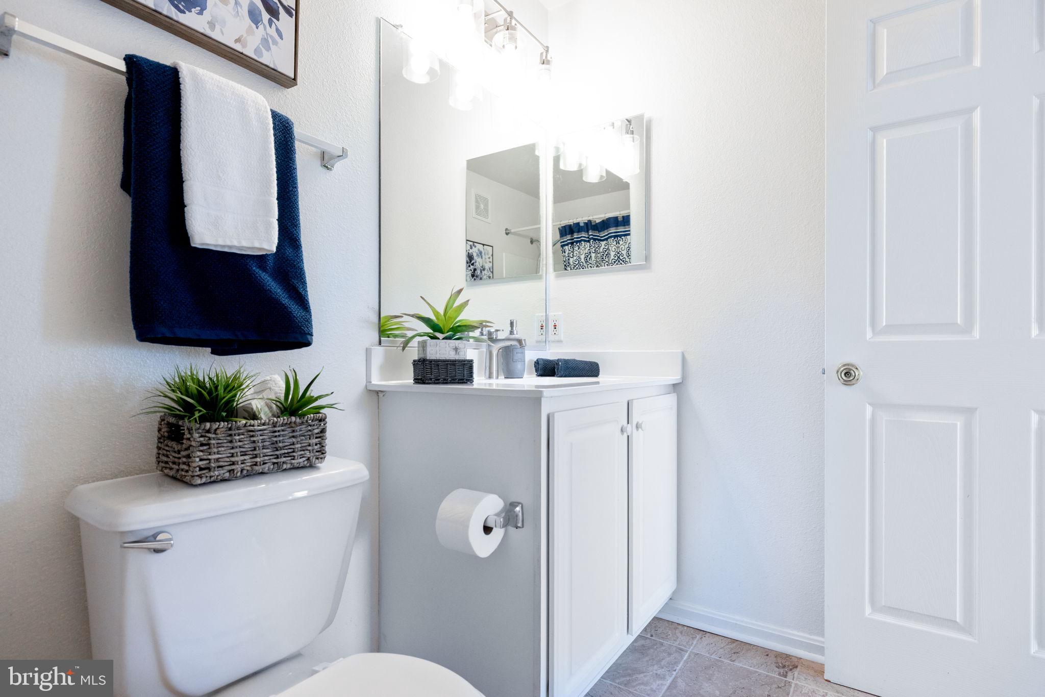 FOX MILL STATION - Residential