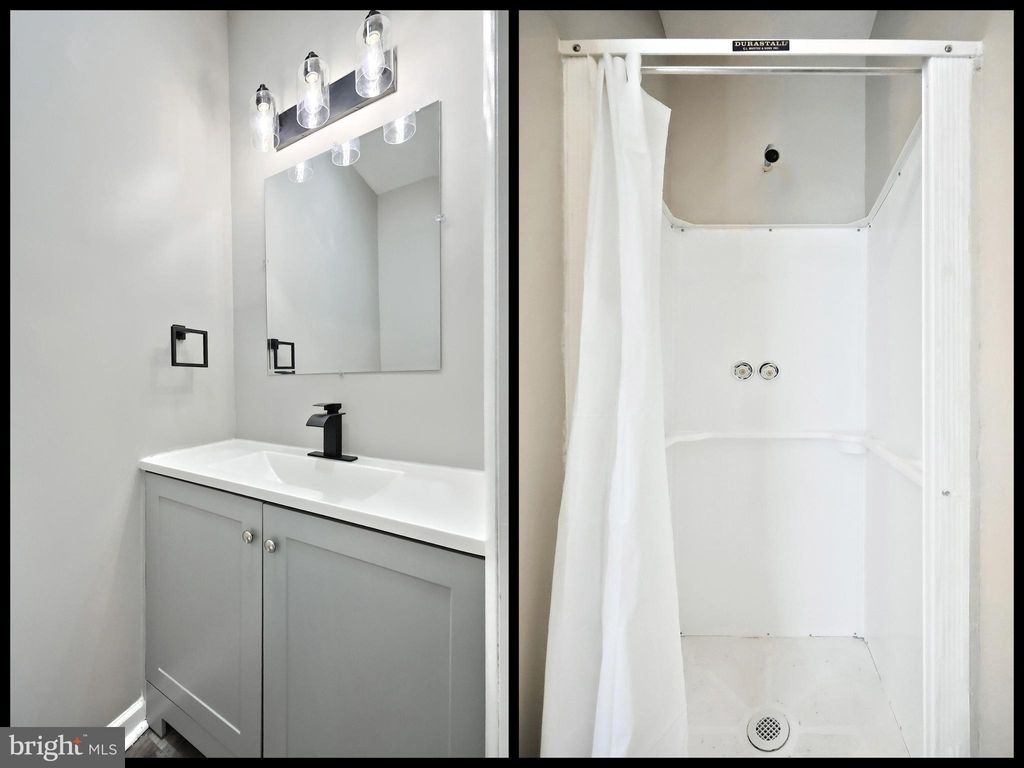 Photo of 240 E King Street, YORK, PA 17403 (MLS # PAYK2093974)