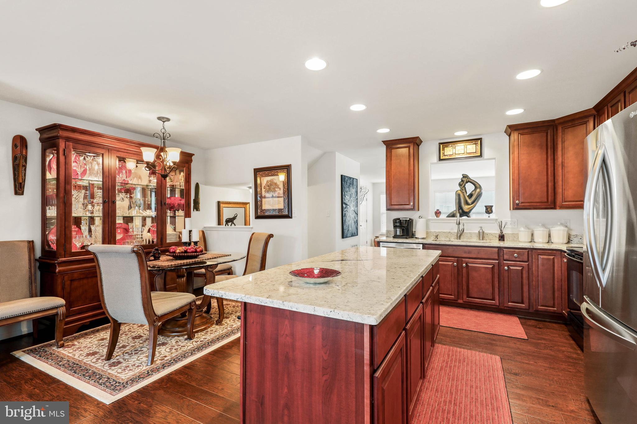 BROOKLAND MANOR - Residential