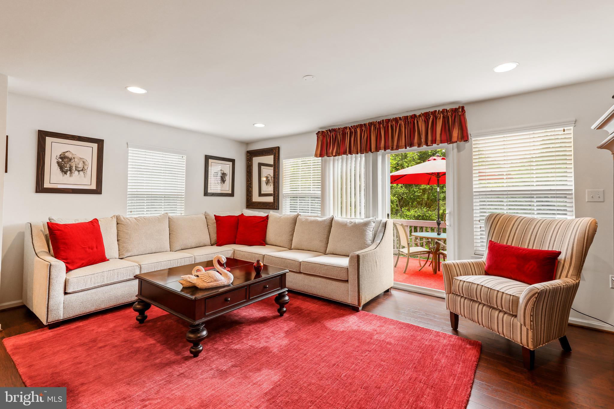 BROOKLAND MANOR - Residential