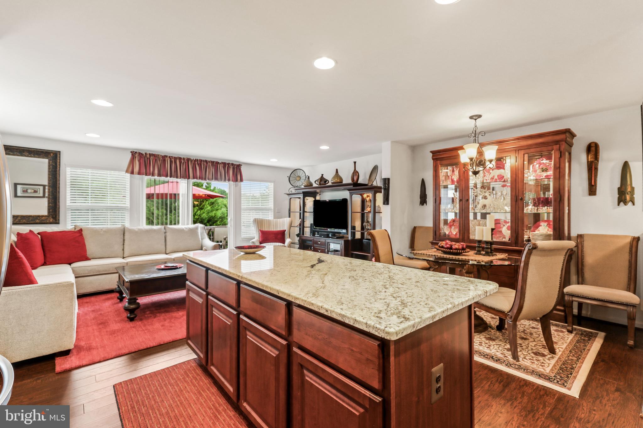 BROOKLAND MANOR - Residential