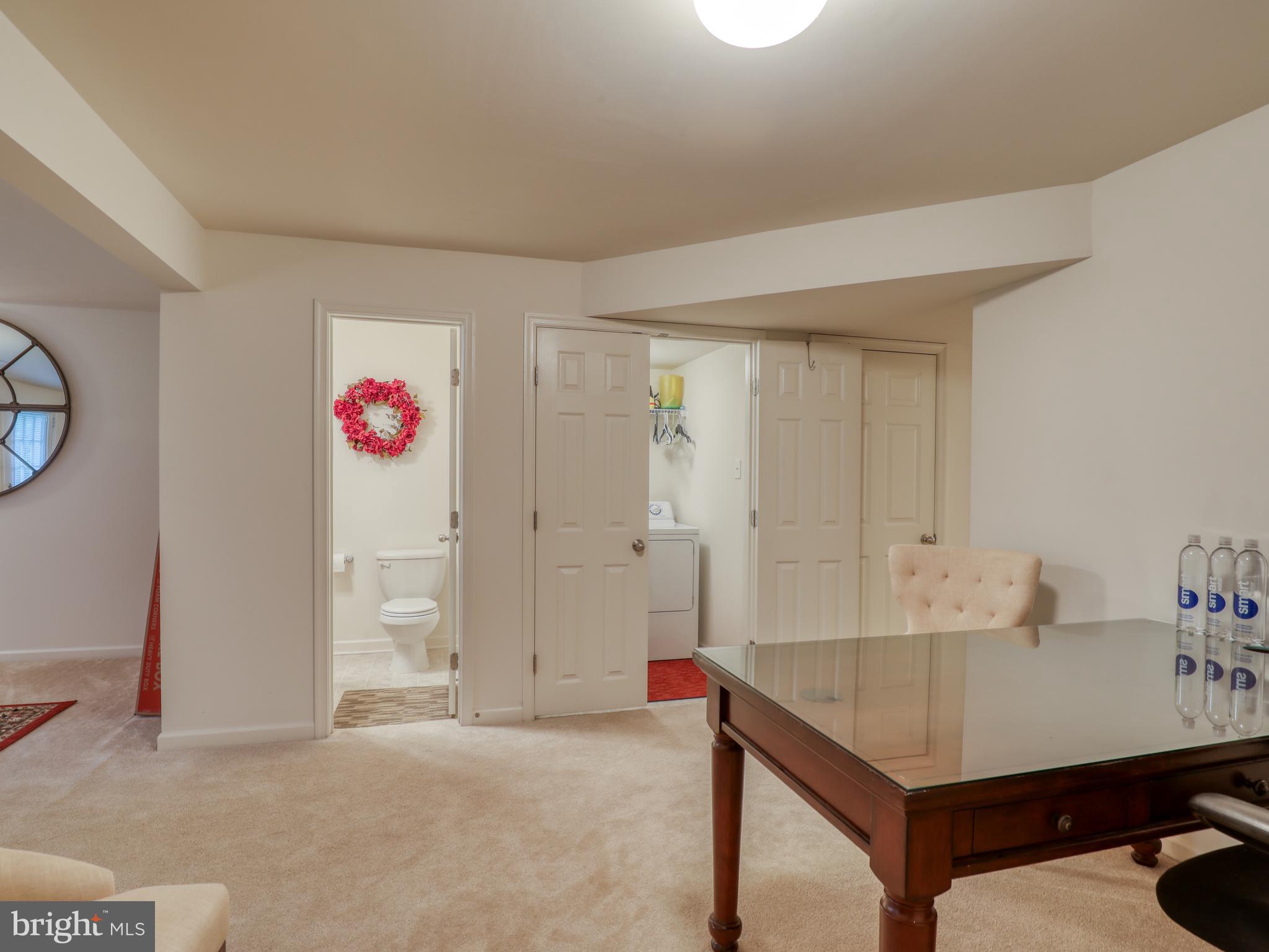 BROOKLAND MANOR - Residential