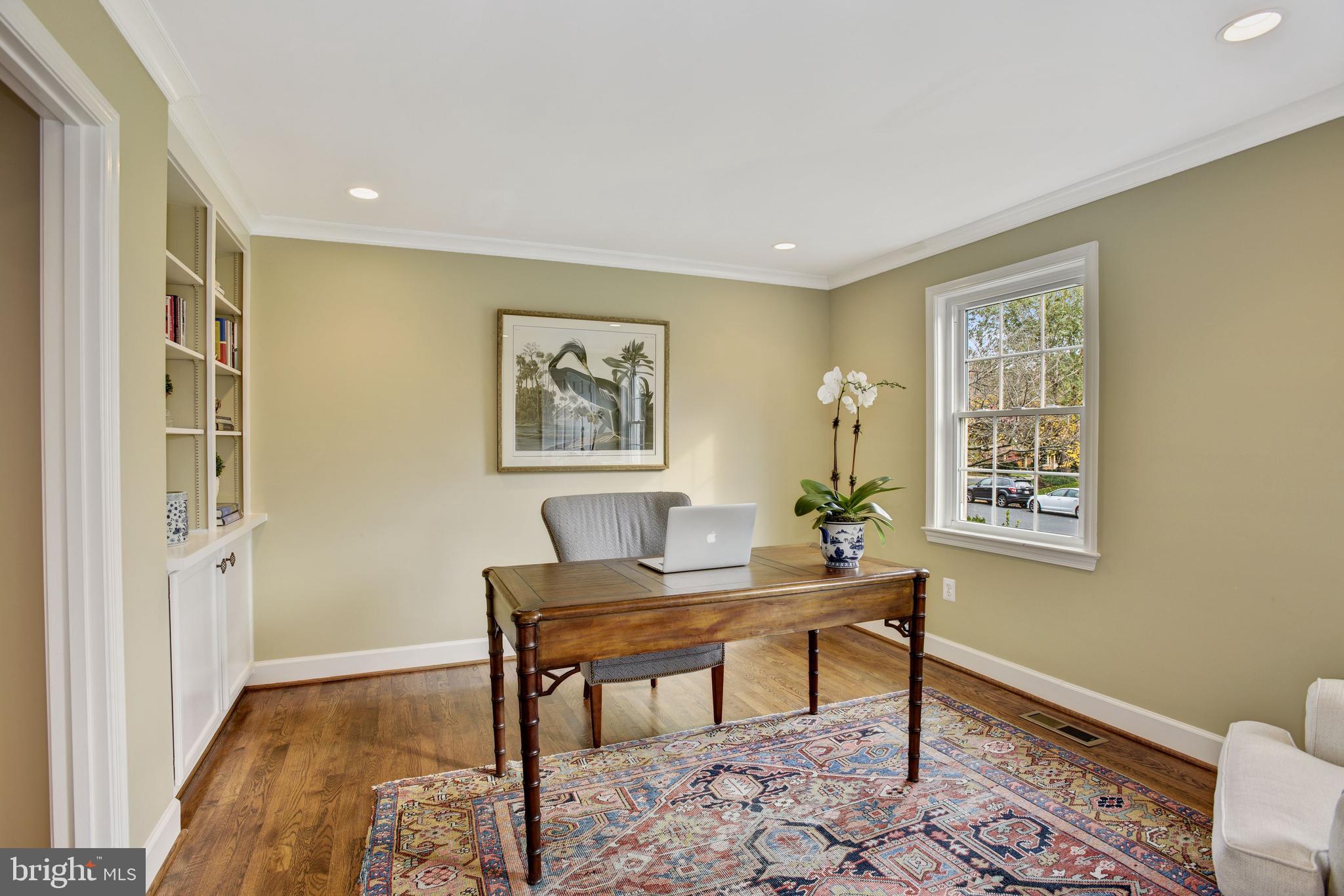 RIVER FALLS - Residential