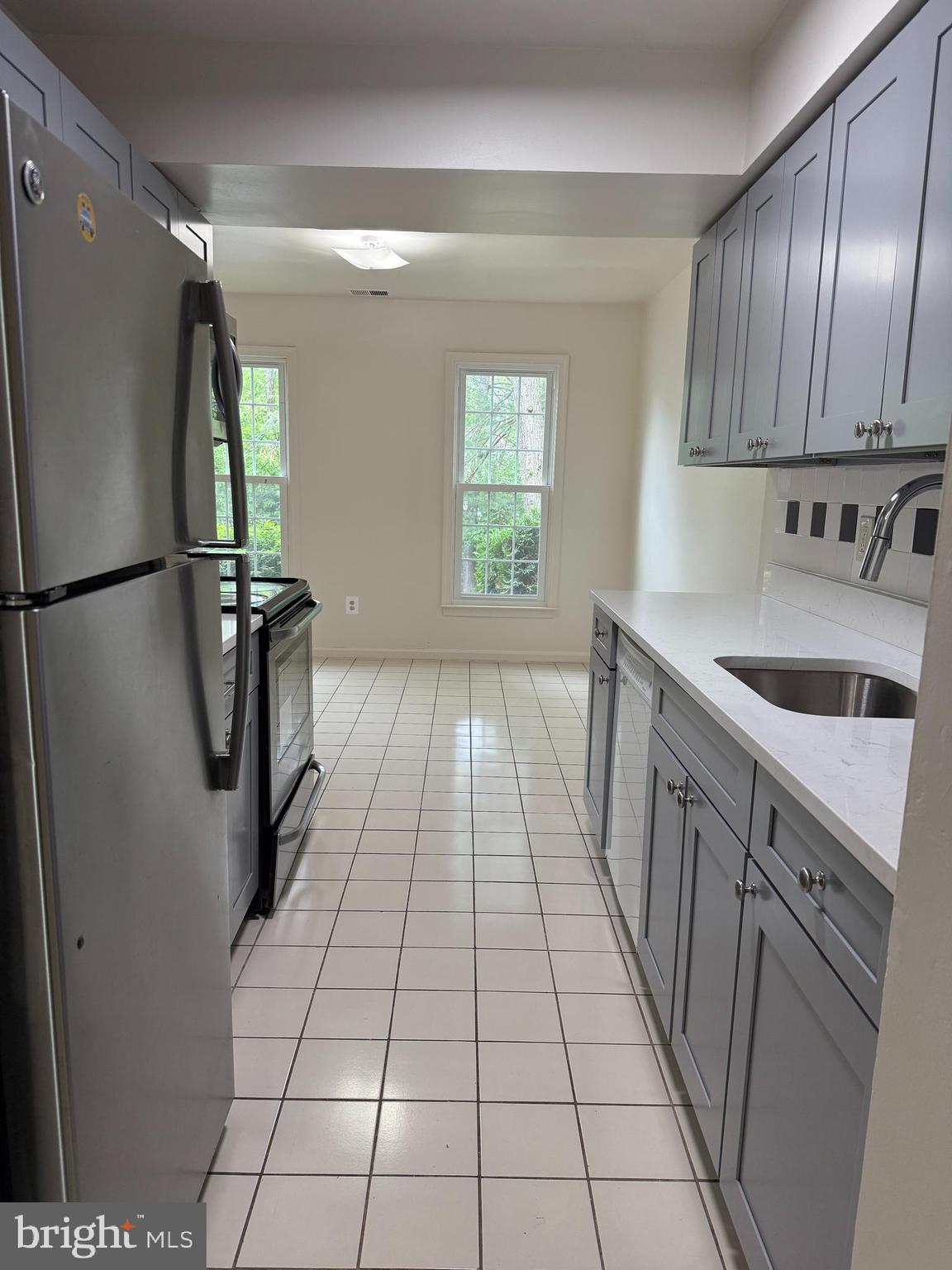 KEENE MILL WOODS - Residential Lease