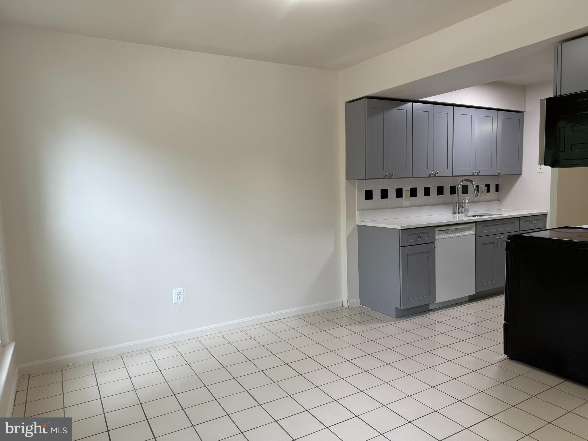 KEENE MILL WOODS - Residential Lease