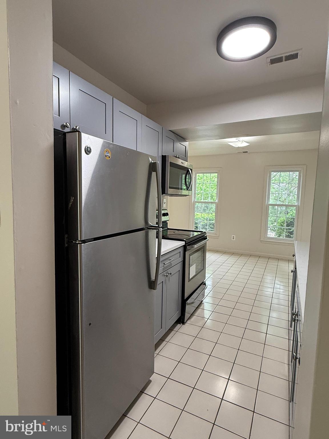 KEENE MILL WOODS - Residential Lease