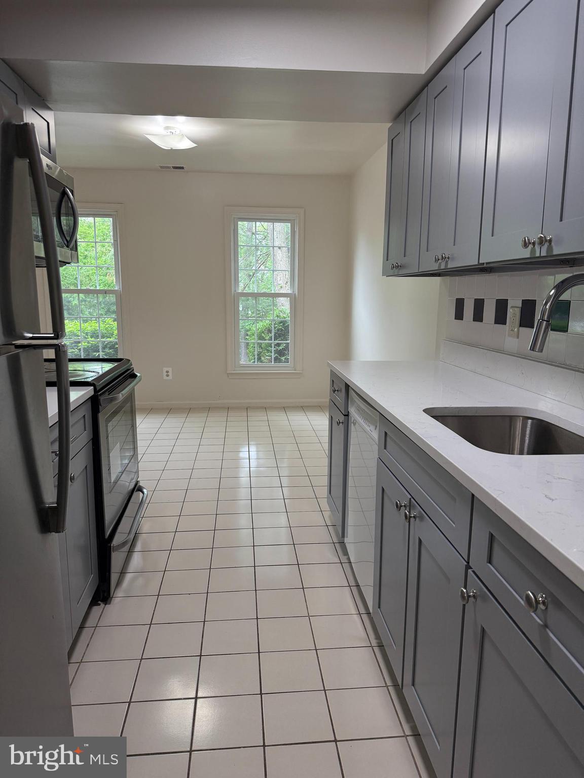 KEENE MILL WOODS - Residential Lease