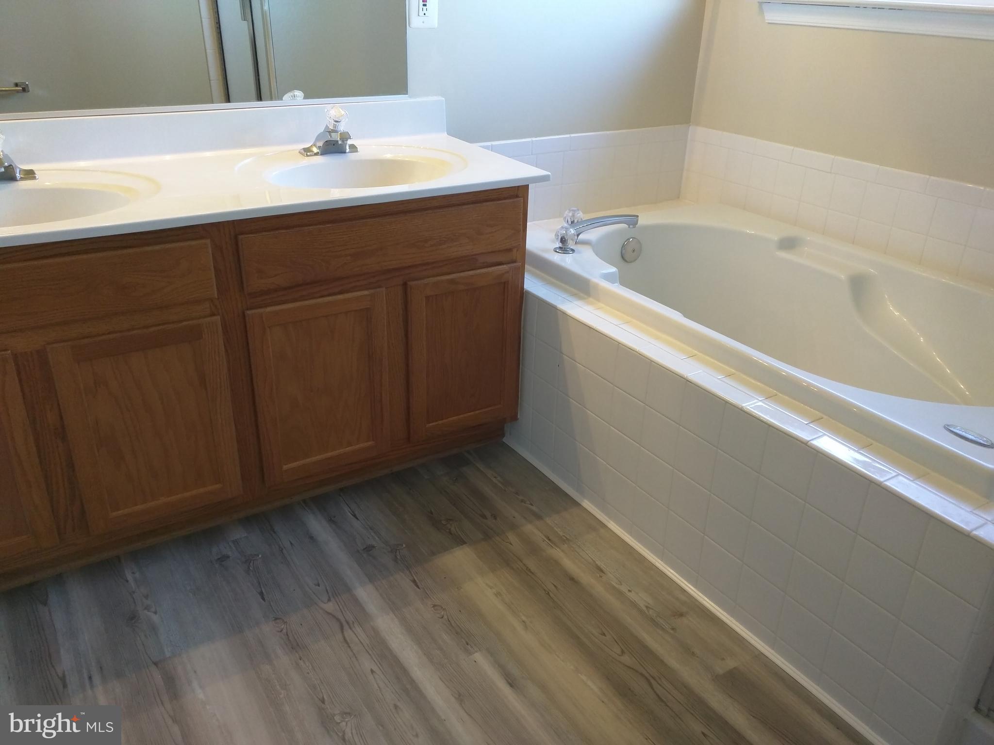 FOREST PARK - Residential Lease