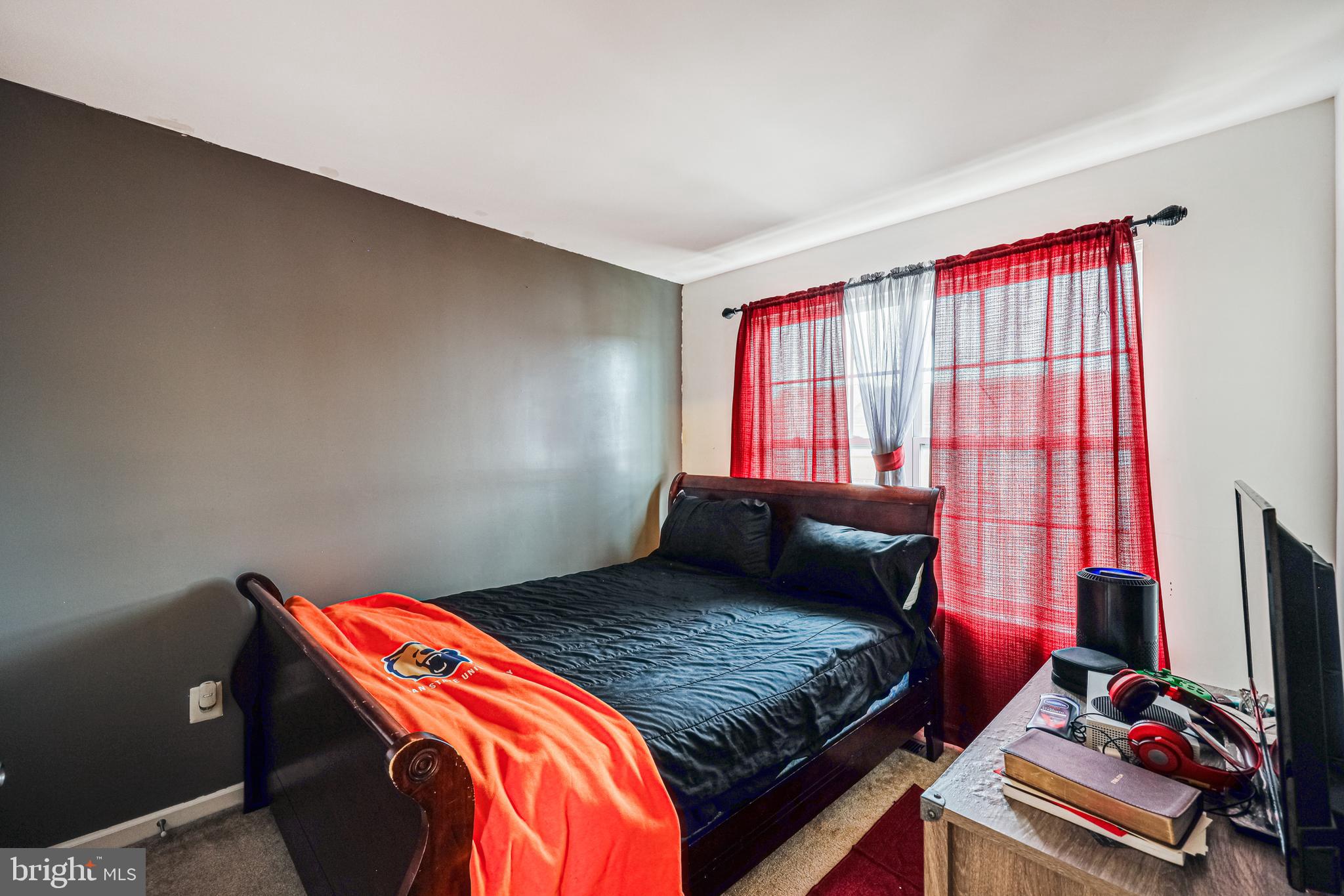 CARRIAGE HILLS TOWNHOUSE - Residential