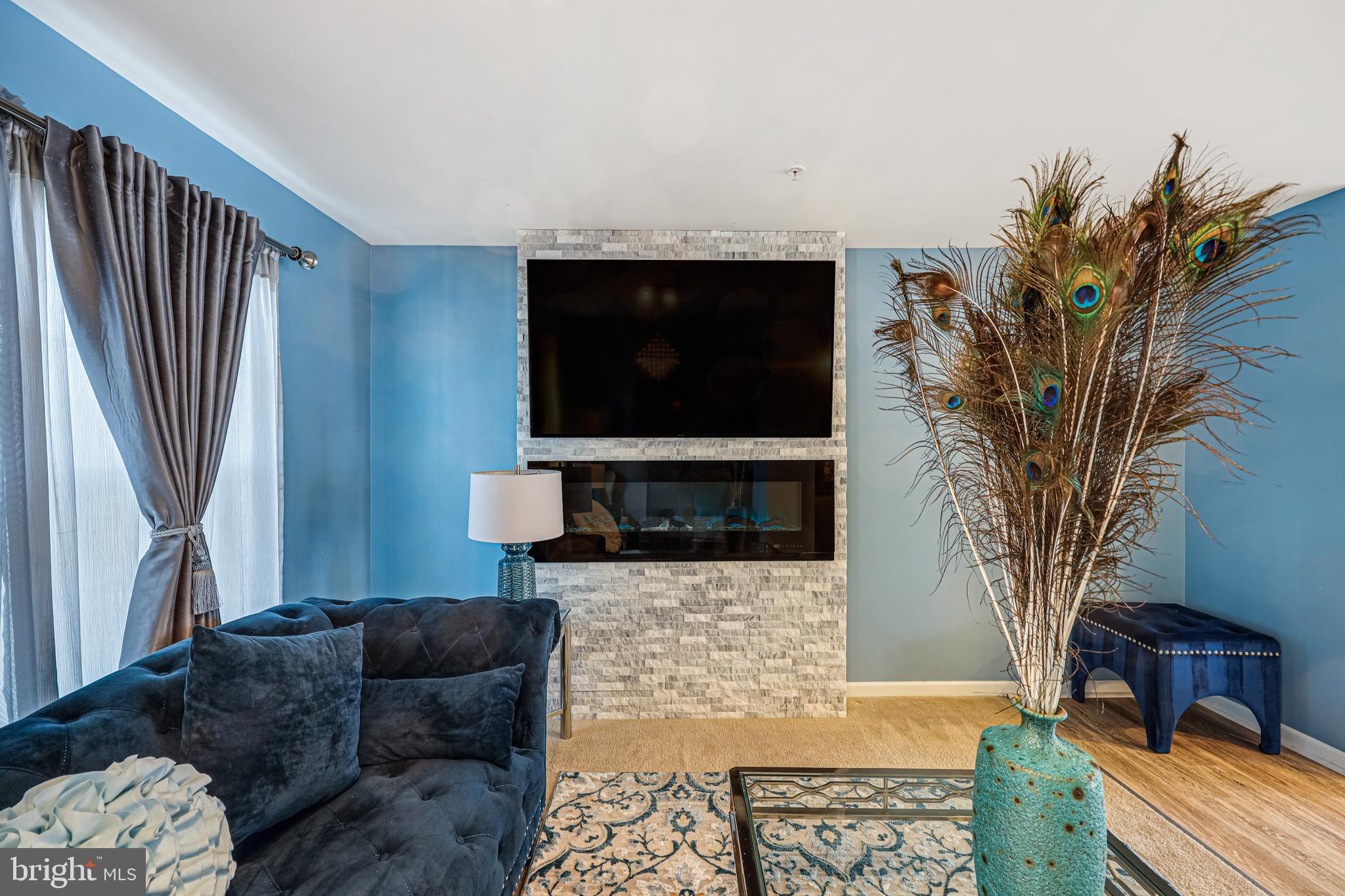 CARRIAGE HILLS TOWNHOUSE - Residential