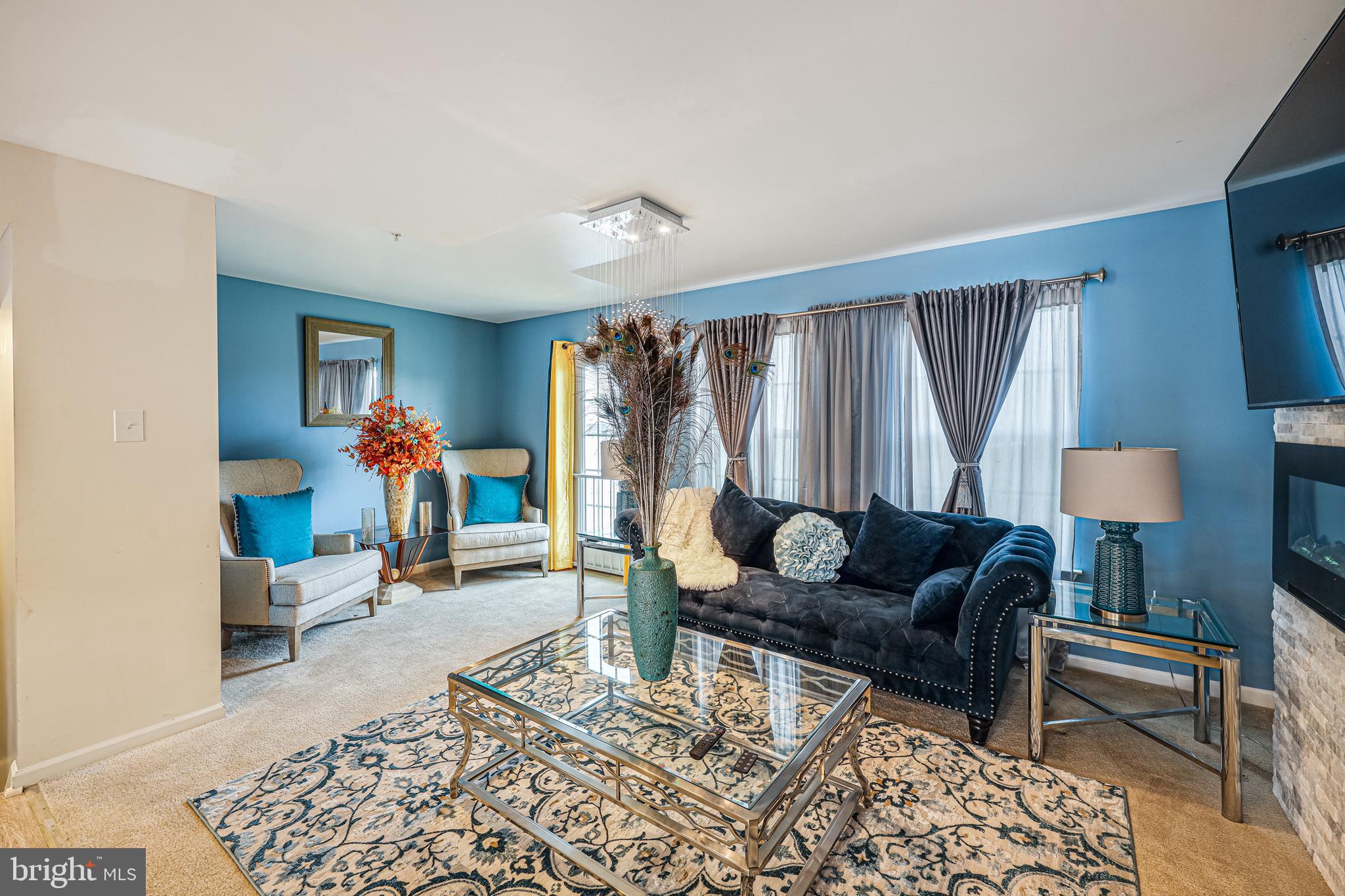 CARRIAGE HILLS TOWNHOUSE - Residential